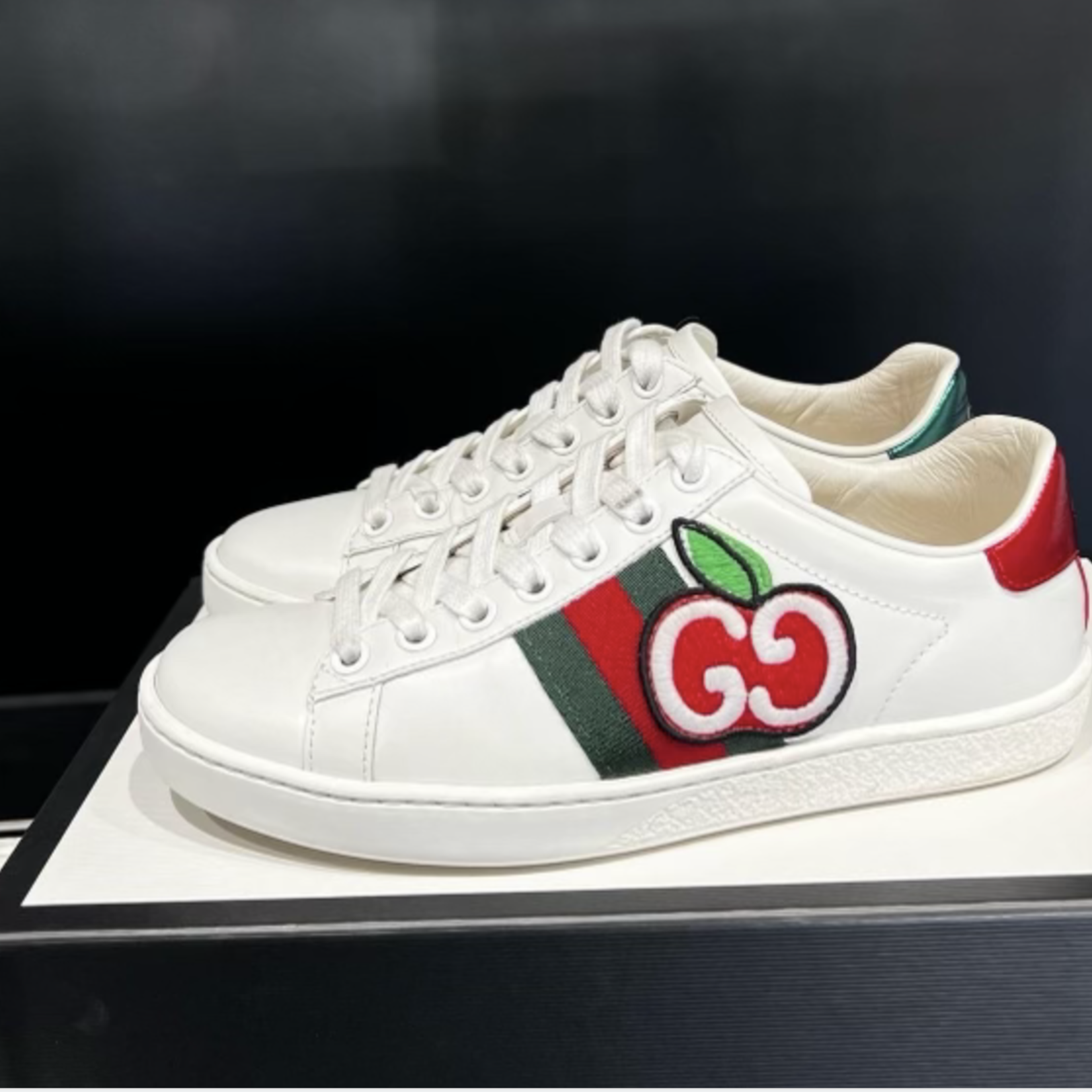 Gucci SOLD - Gucci GG Apple Patch -34