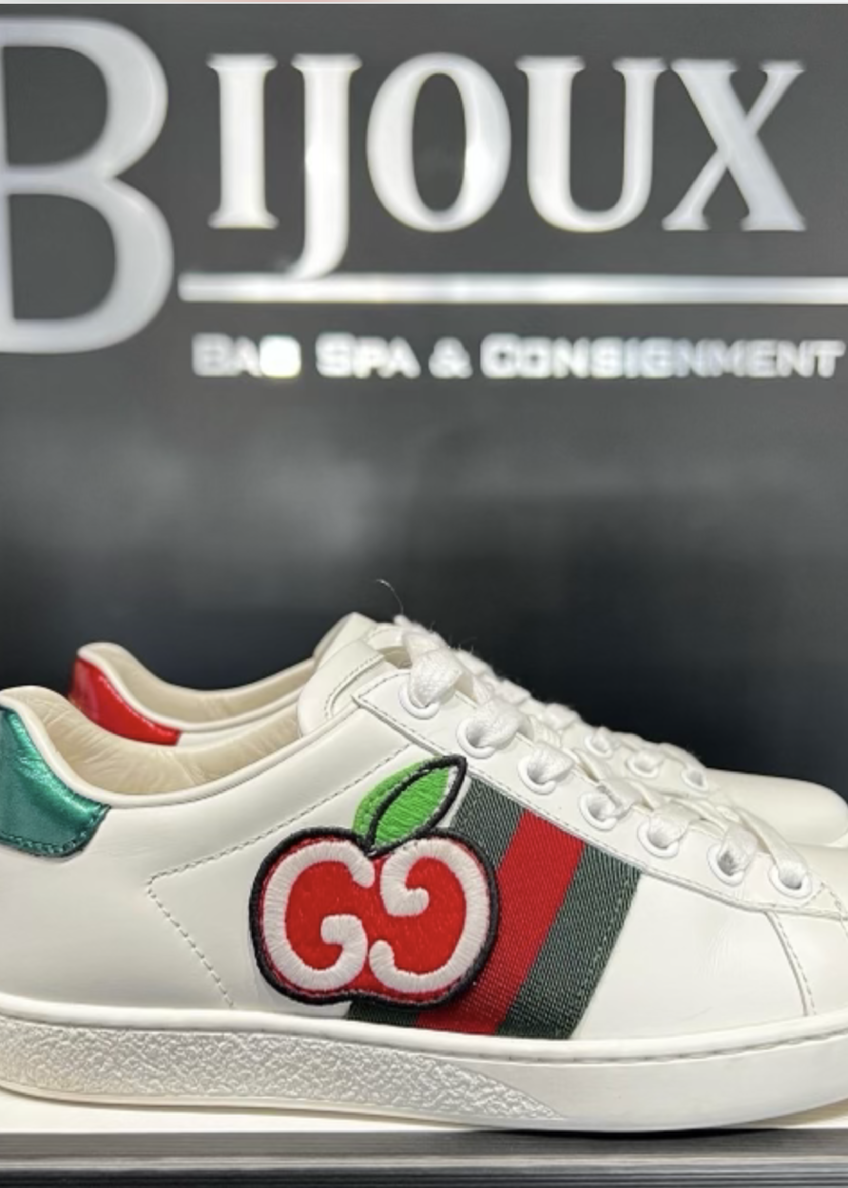 Gucci SOLD - Gucci GG Apple Patch -34