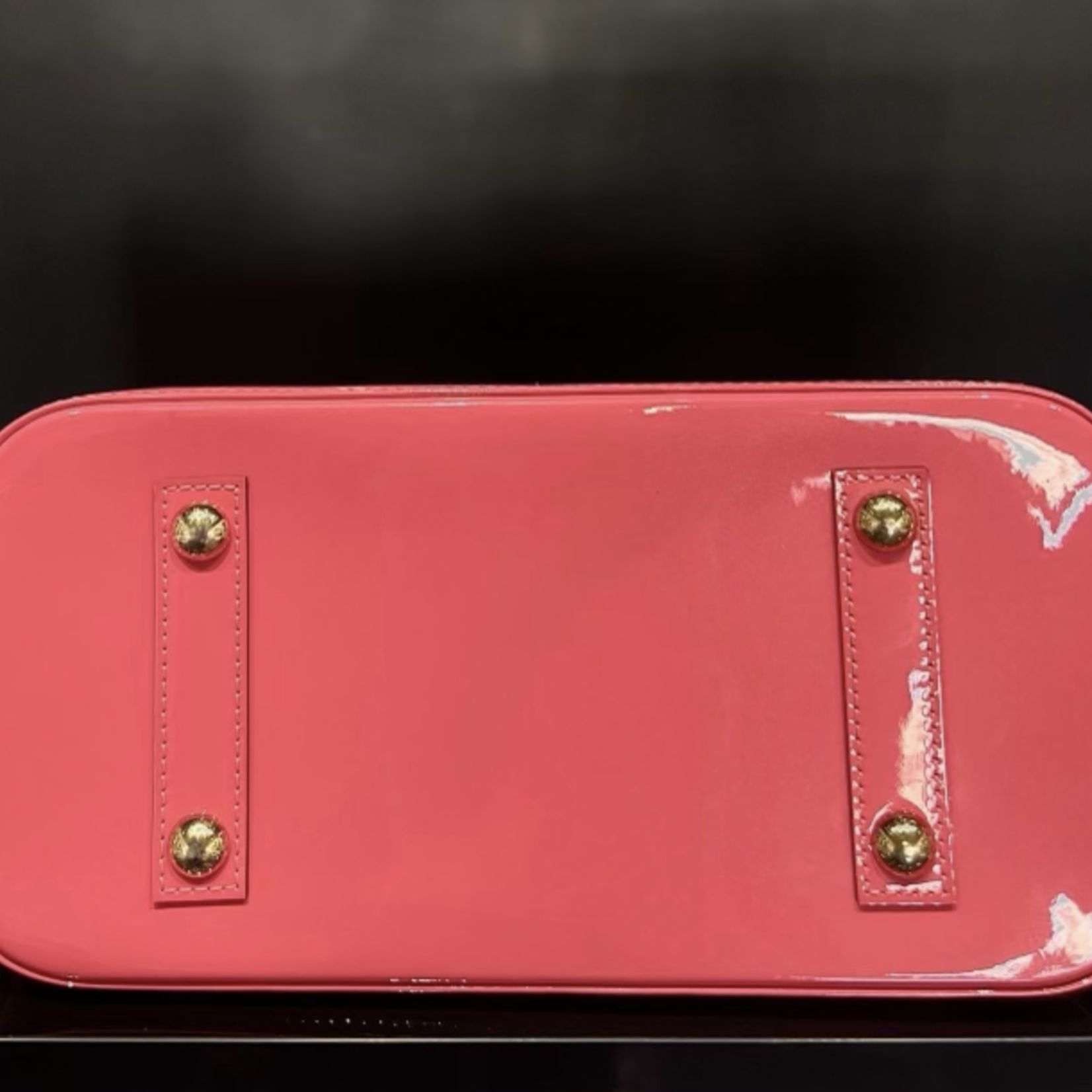 SOLD - Louis Vuitton Alma Vernis PM- Rose