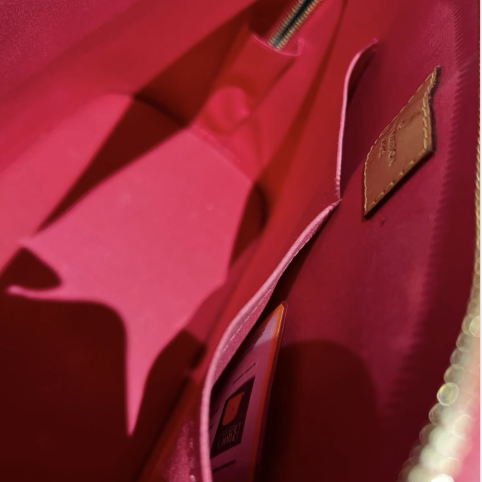 SOLD - Louis Vuitton Alma Vernis PM- Rose