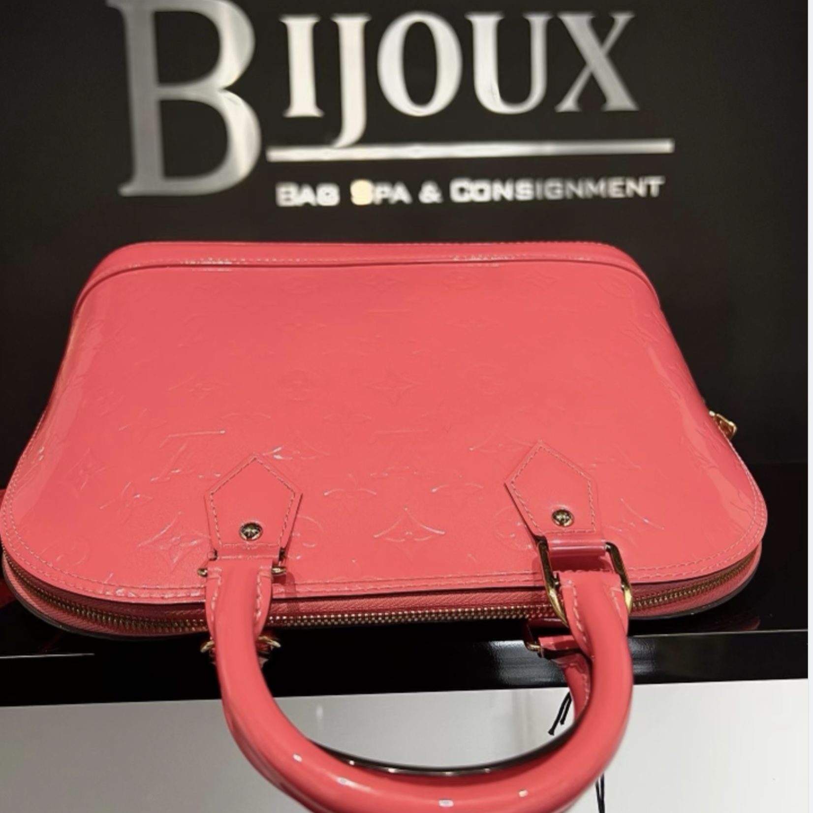 Louis Vuitton Alma BB (Red) - Bijoux Bag Spa & Consignment