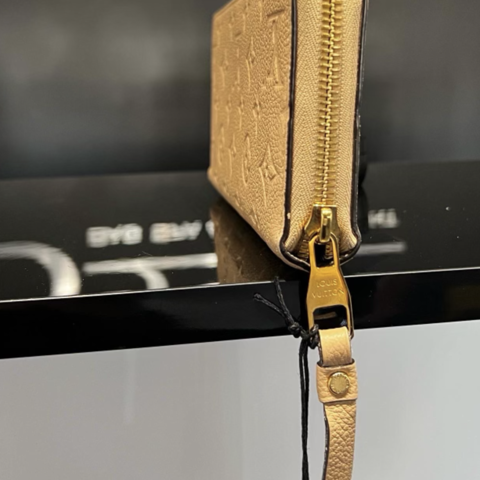 Louis Vuitton SOLD - Louis Vuitton Zippy Wallet  (Dune)