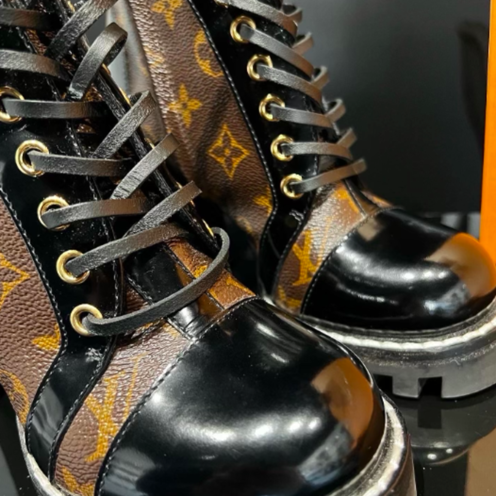 Louis Vuitton SOLD - Louis Vuitton Star Trail Ankle Boots - 35