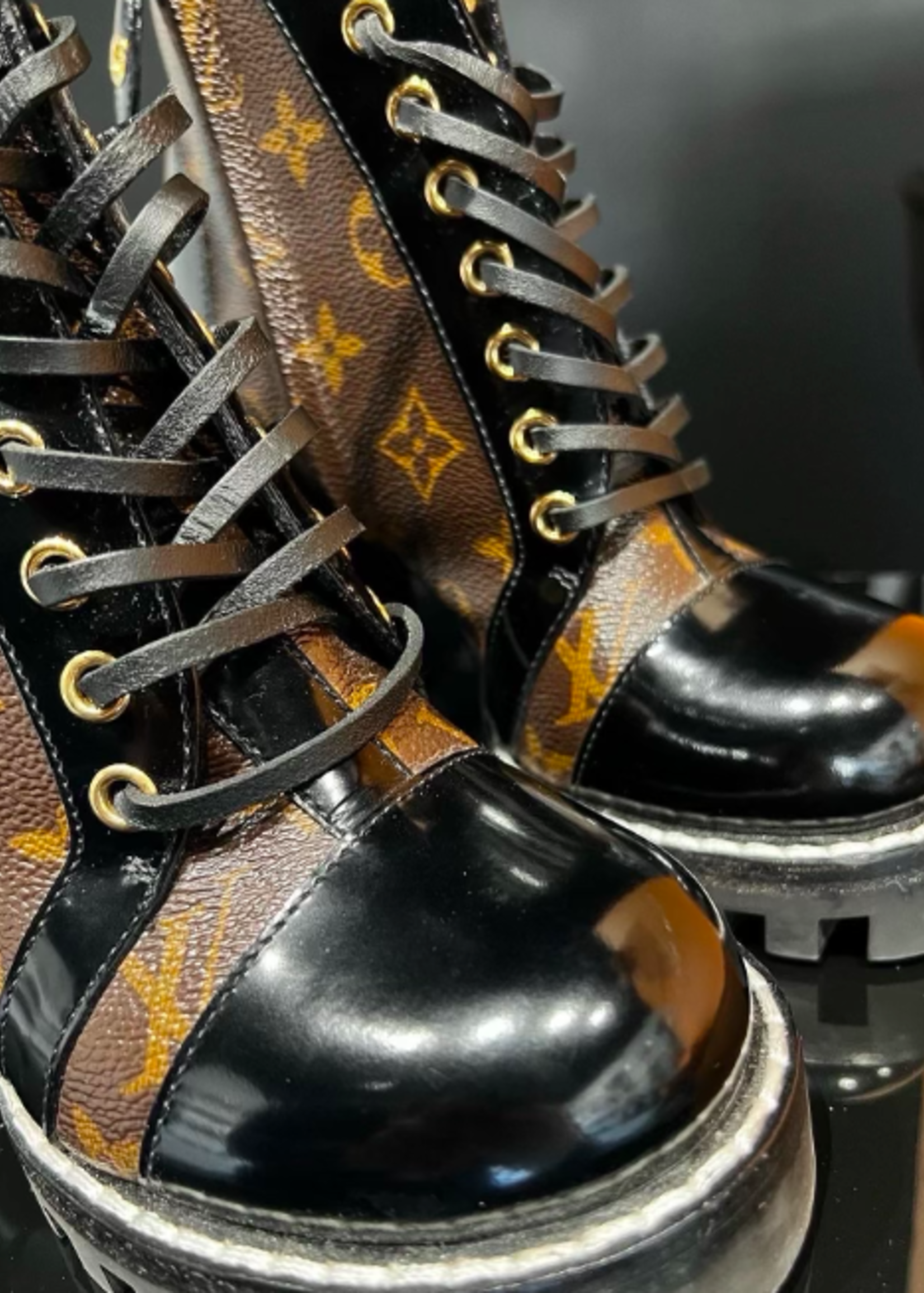 Louis Vuitton SOLD - Louis Vuitton Star Trail Ankle Boots - 35