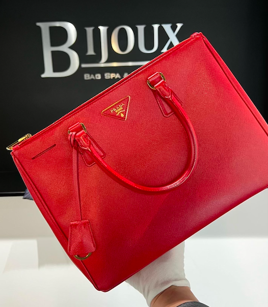 Prada large galleria hotsell
