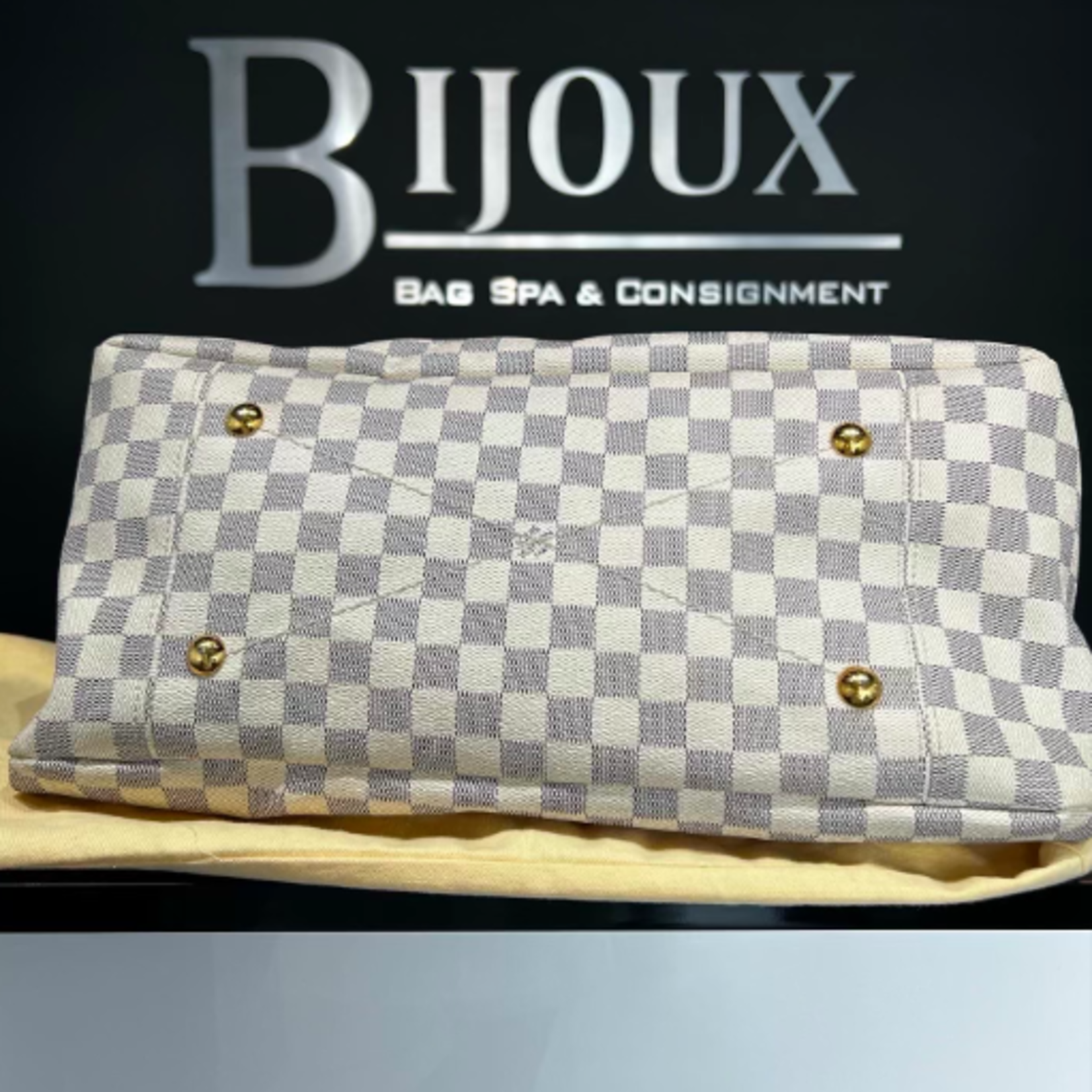 Louis Vuitton SOLD - Louis Vuitton Artsy MM- Damier Azur