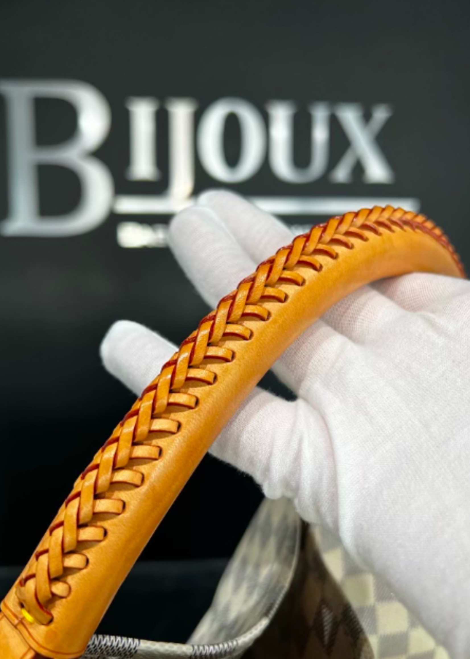 Louis Vuitton SOLD - Louis Vuitton Artsy MM- Damier Azur