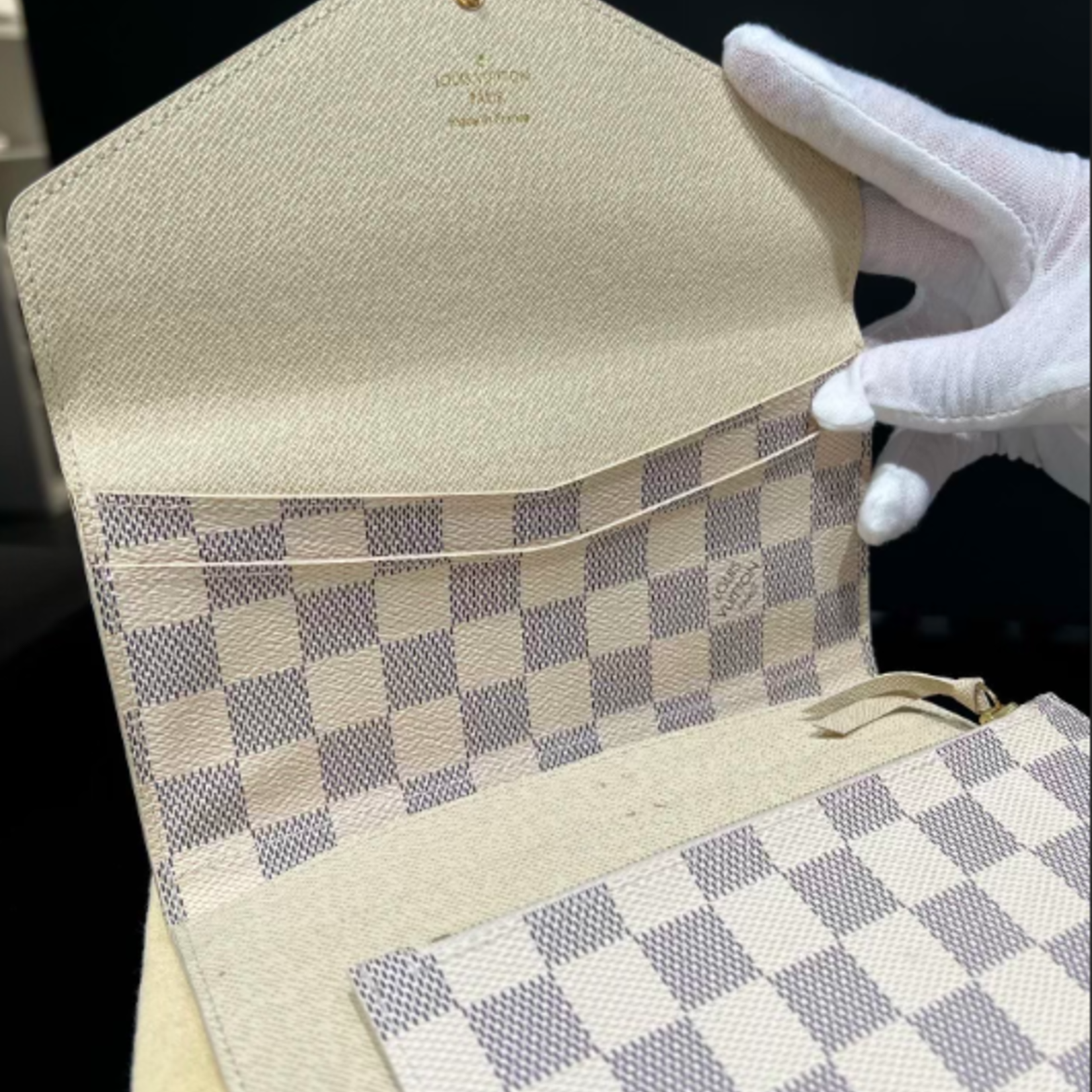 Louis Vuitton Louis Vuitton Josephine Wallet Damier Azur
