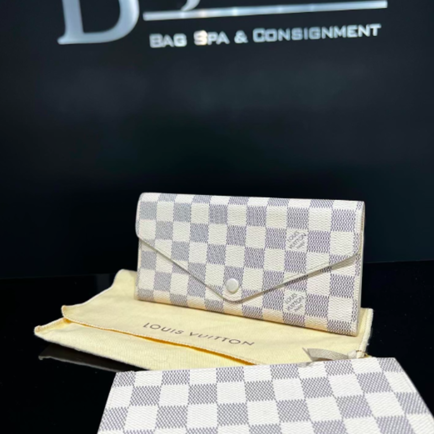 Louis Vuitton Louis Vuitton Josephine Wallet Damier Azur