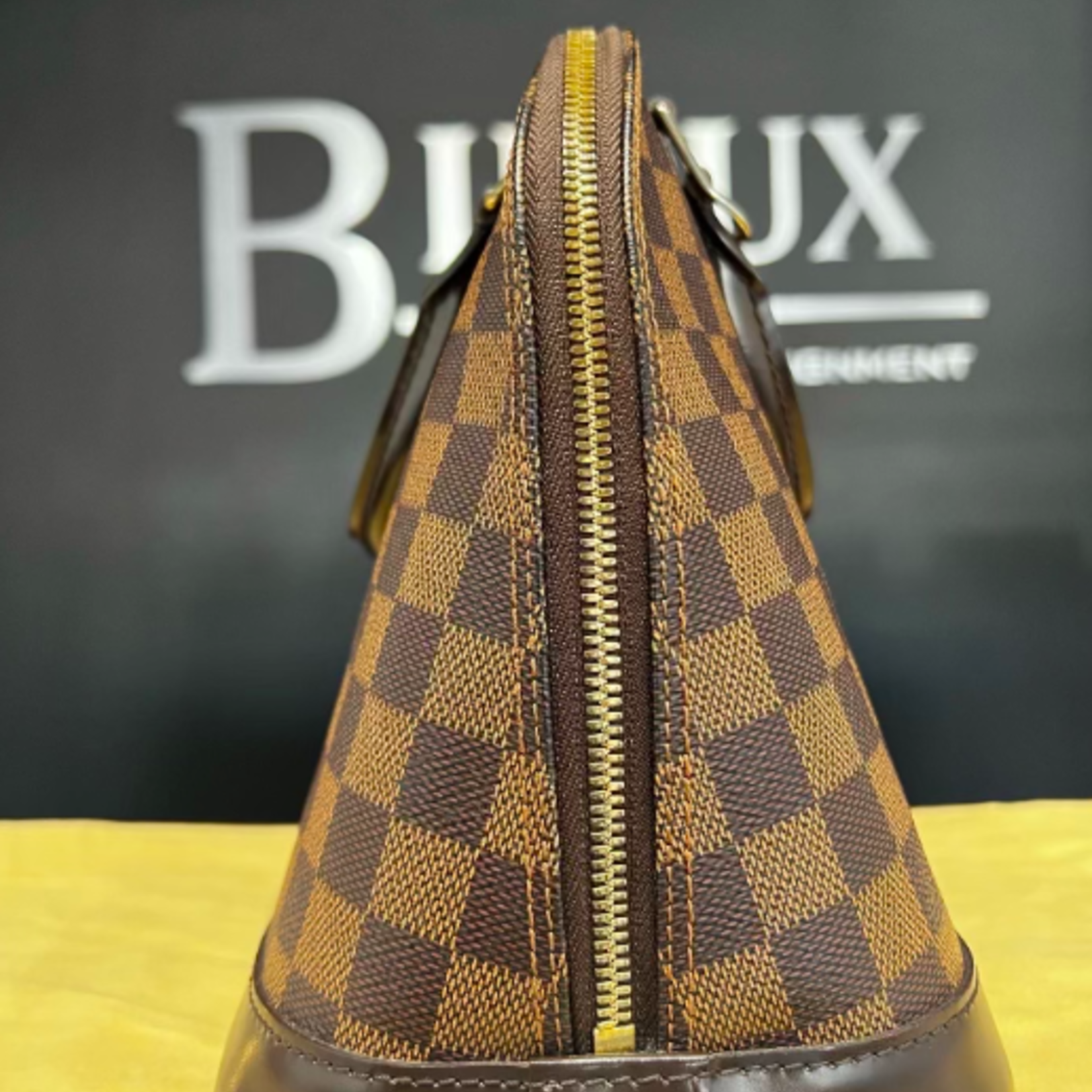 Louis Vuitton SOLD - Louis Vuitton Alma PM Damier Ebene