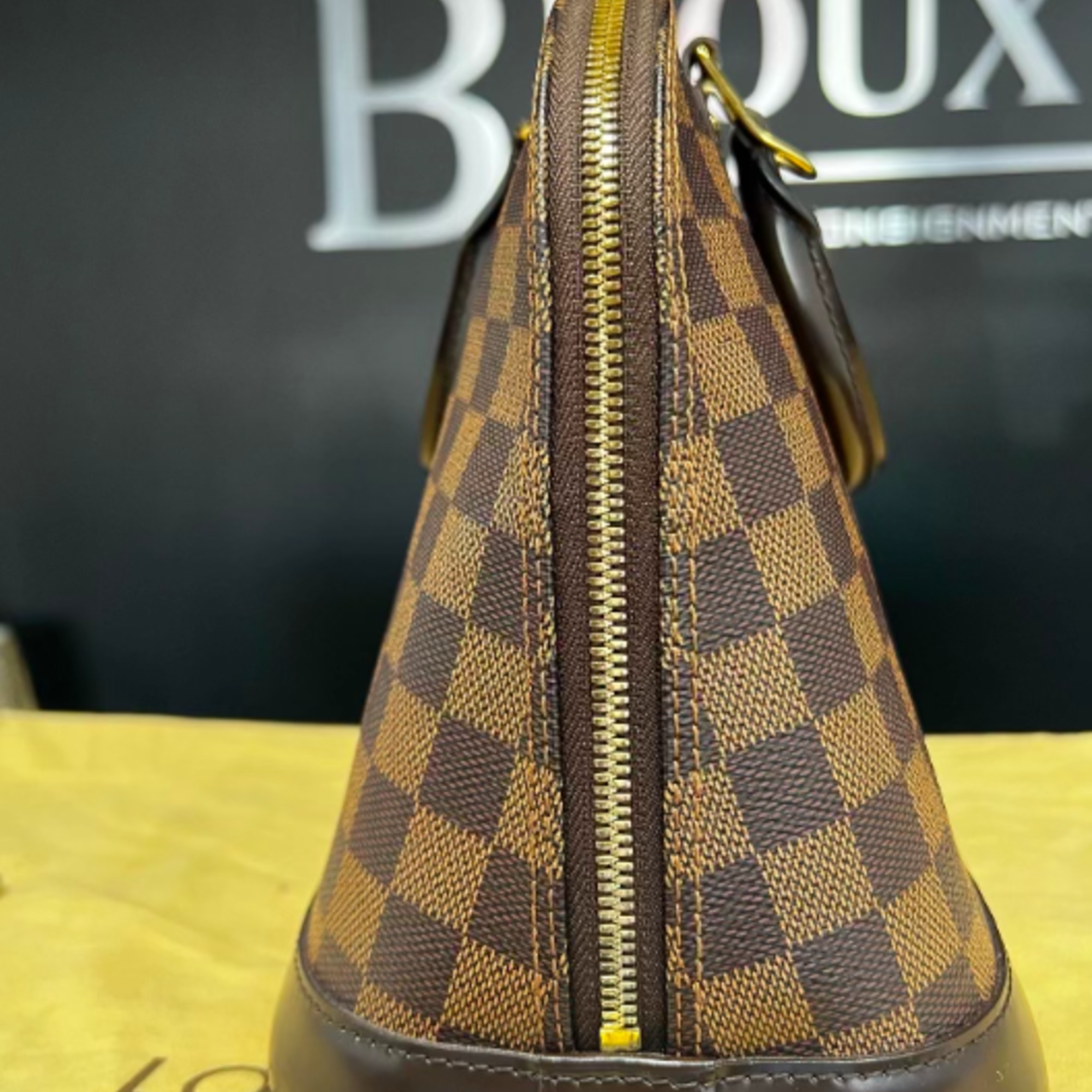 Louis Vuitton SOLD - Louis Vuitton Alma PM Damier Ebene