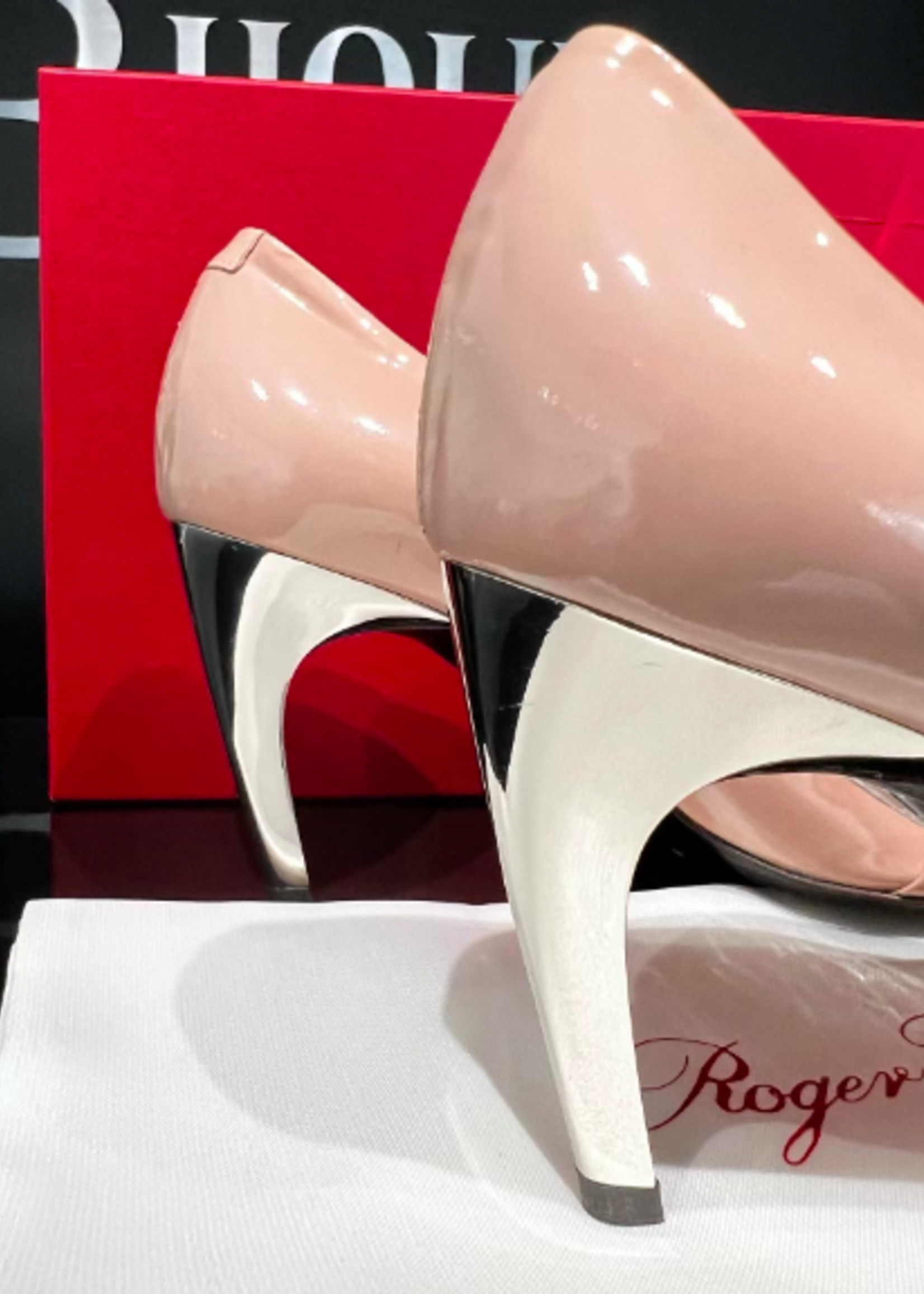 Roger Vivier Roger Vivier Patent Open Toe Pumps- 36.5