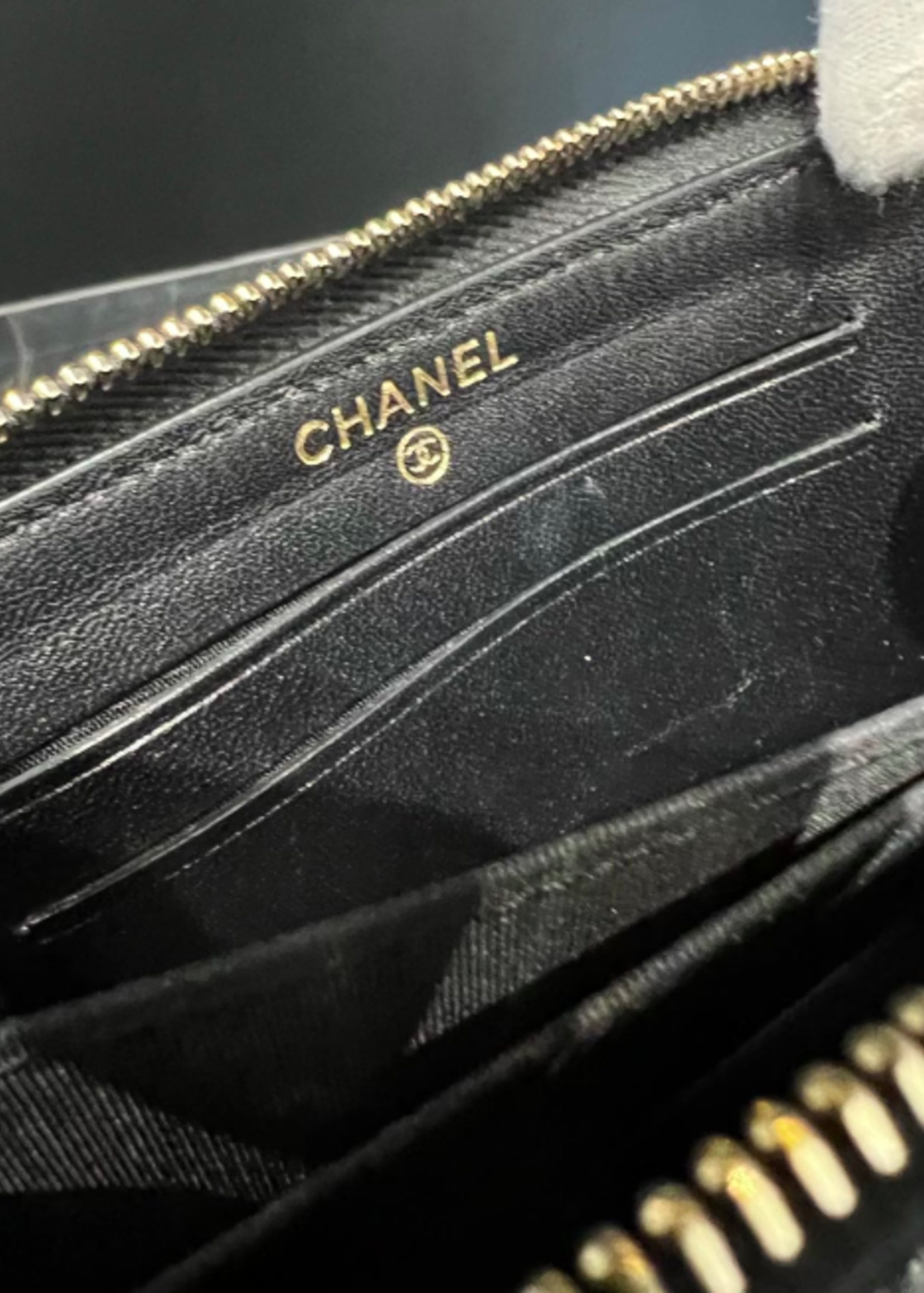 Chanel SOLD - Chanel Diamond Quilted Mini Wallet