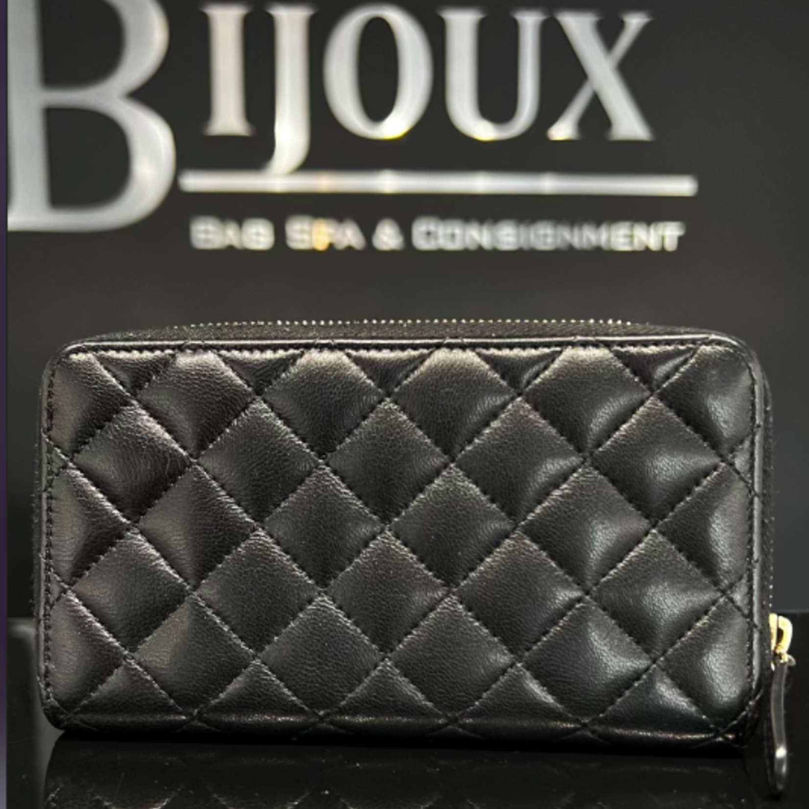 Chanel SOLD - Chanel Diamond Quilted Mini Wallet