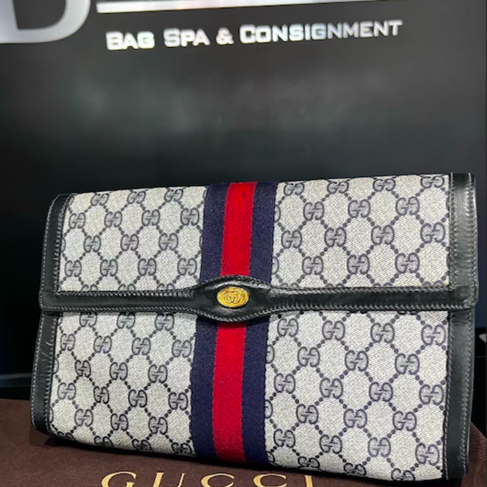Gucci Gucci Vintage Ophidia Clutch