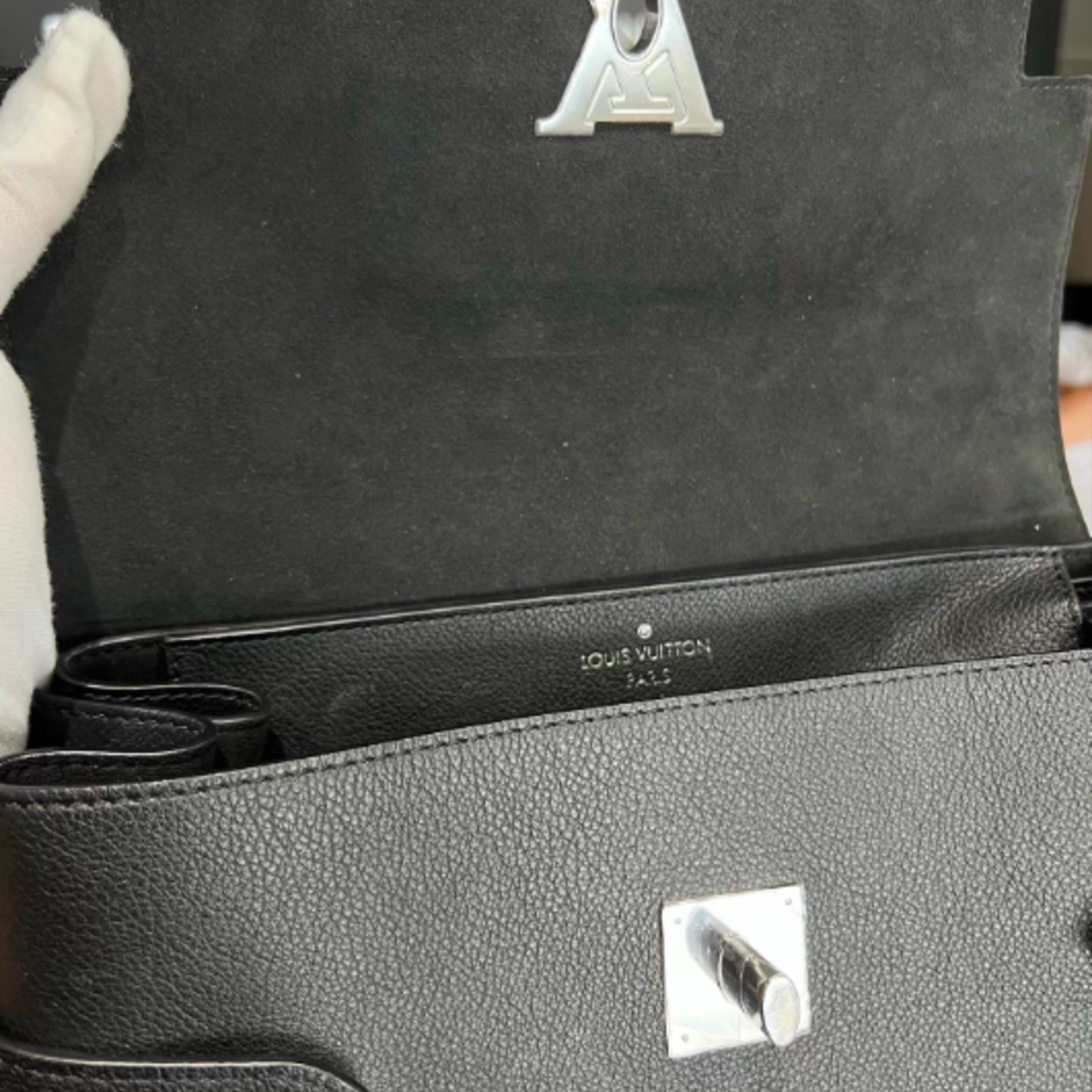 Louis Vuitton SOLD - Louis Vuitton Lock Me Ever MM