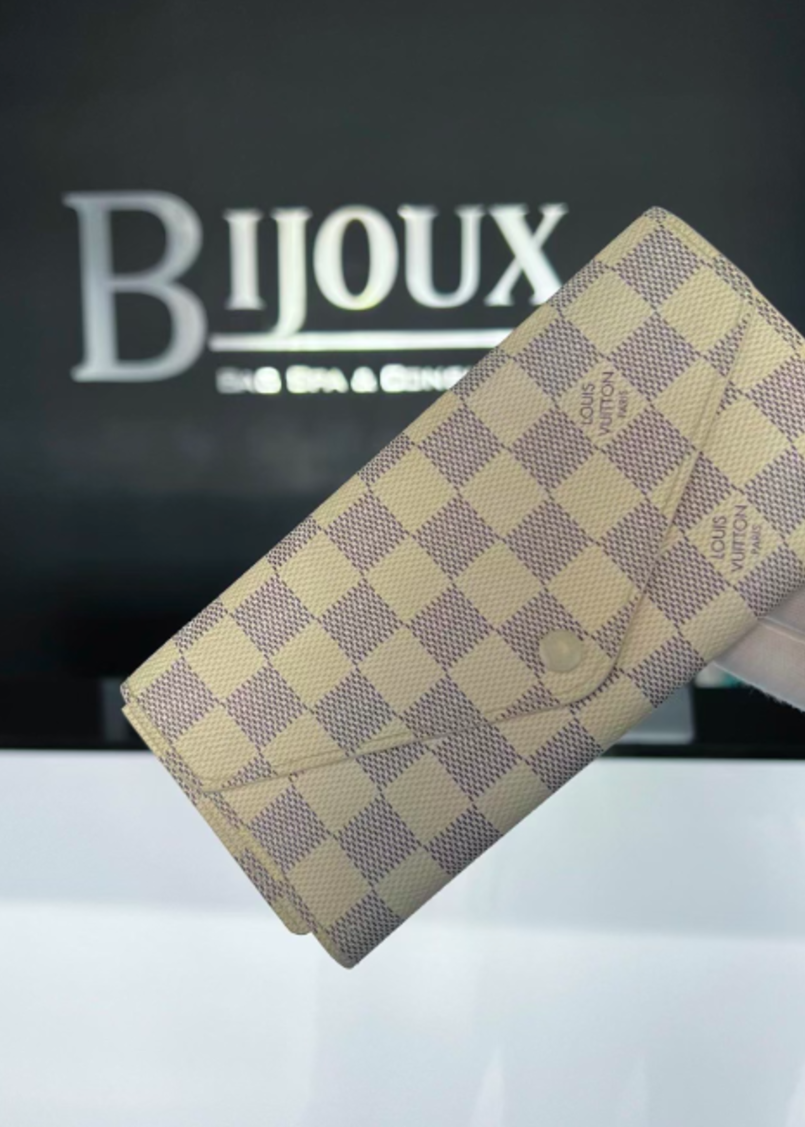 Louis Vuitton SOLD - Louis Vuitton Josephine Wallet