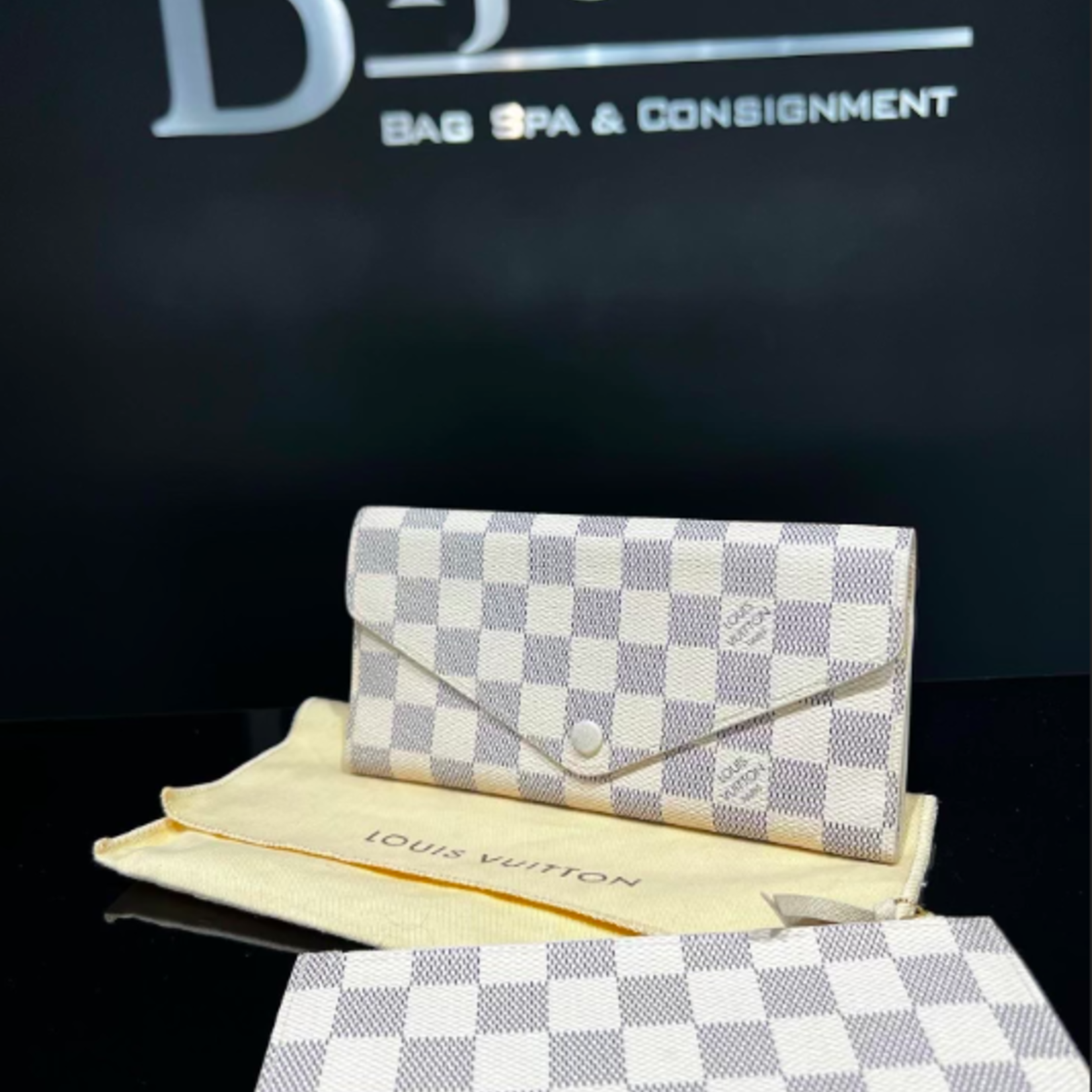 Louis Vuitton SOLD - Louis Vuitton Josephine Wallet