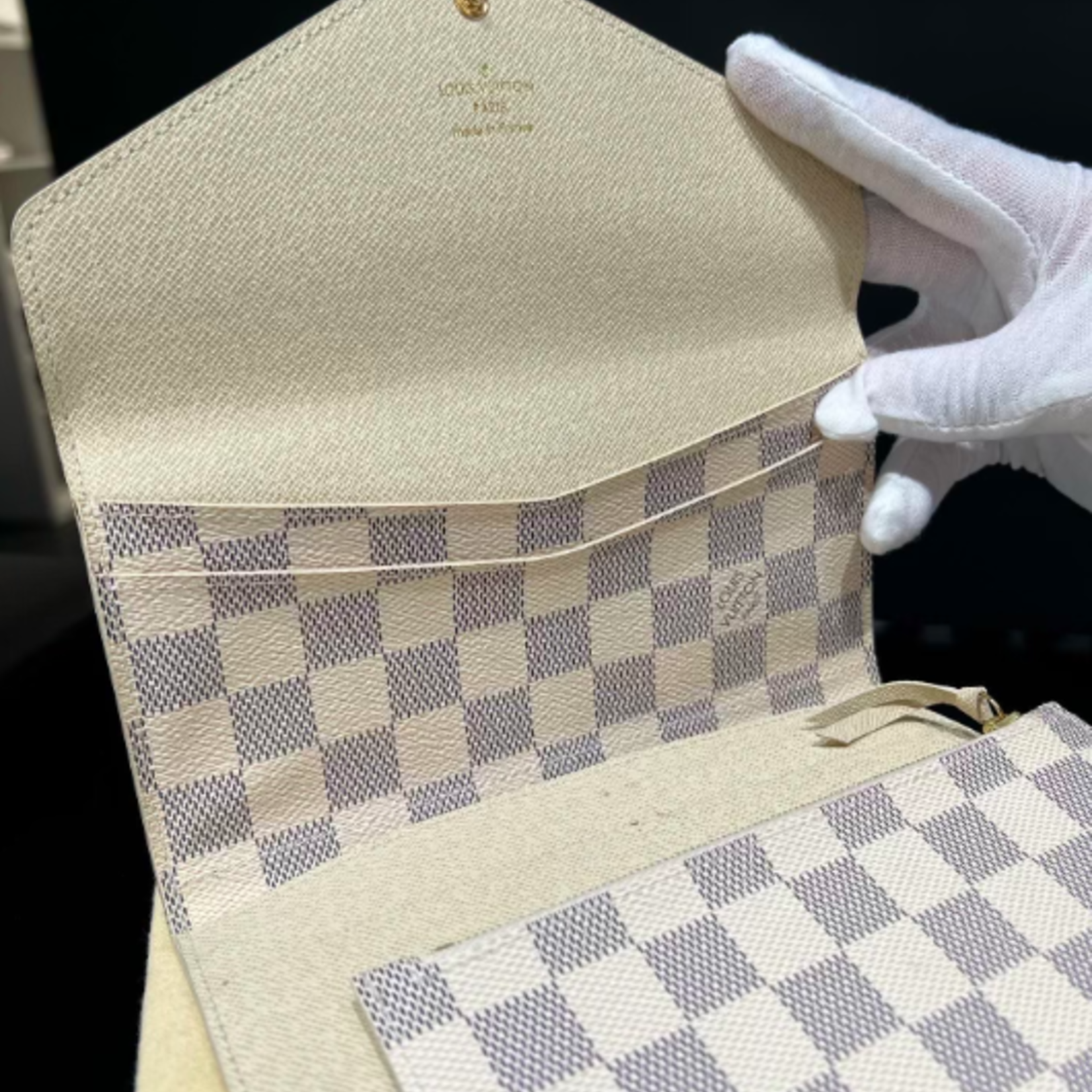 Louis Vuitton SOLD - Louis Vuitton Josephine Wallet