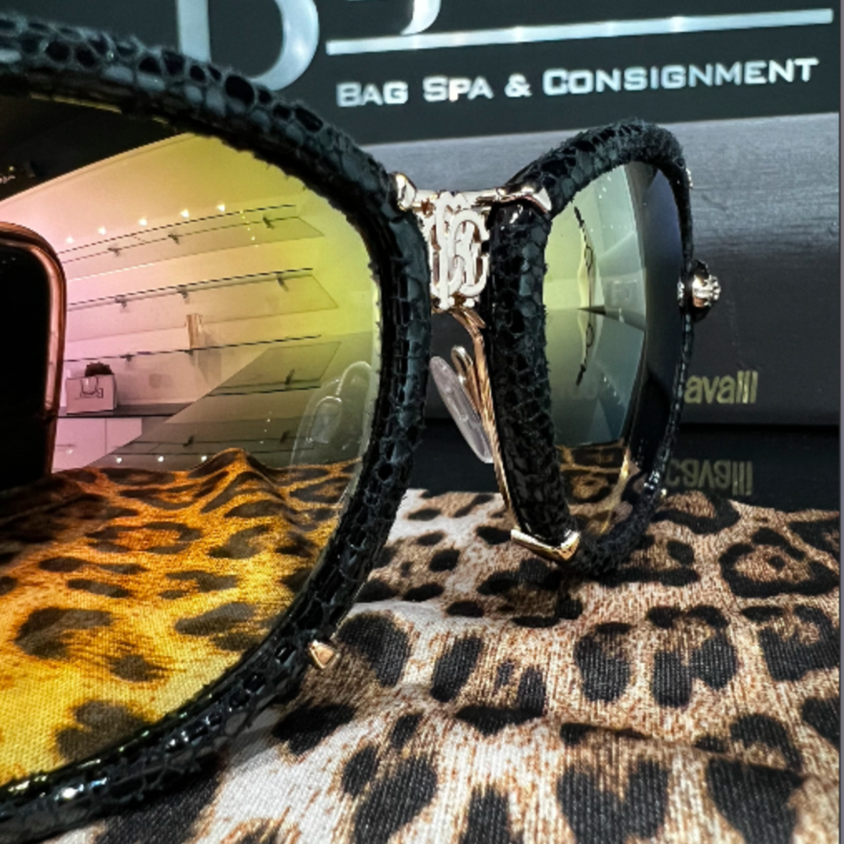 SOLD - ROBERTO CAVALLI MIRFAK 915S SUNGLASSES