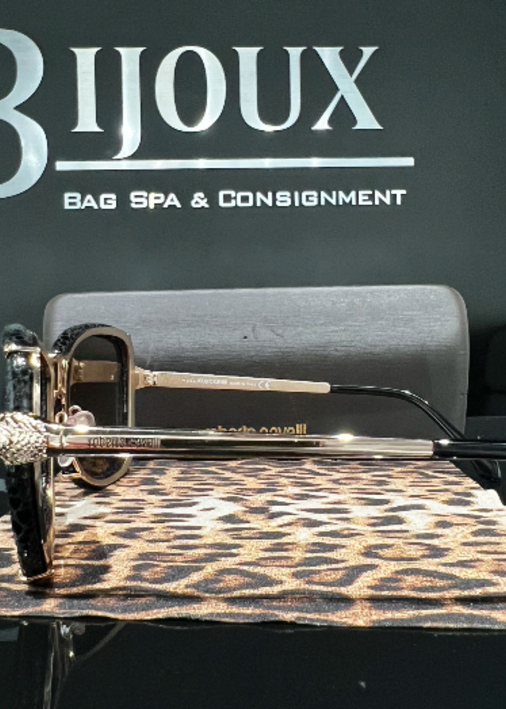 SOLD - ROBERTO CAVALLI MIRFAK 915S SUNGLASSES