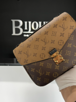 Louis Vuitton SOLD - Louis Vuitton Pochette Metis
