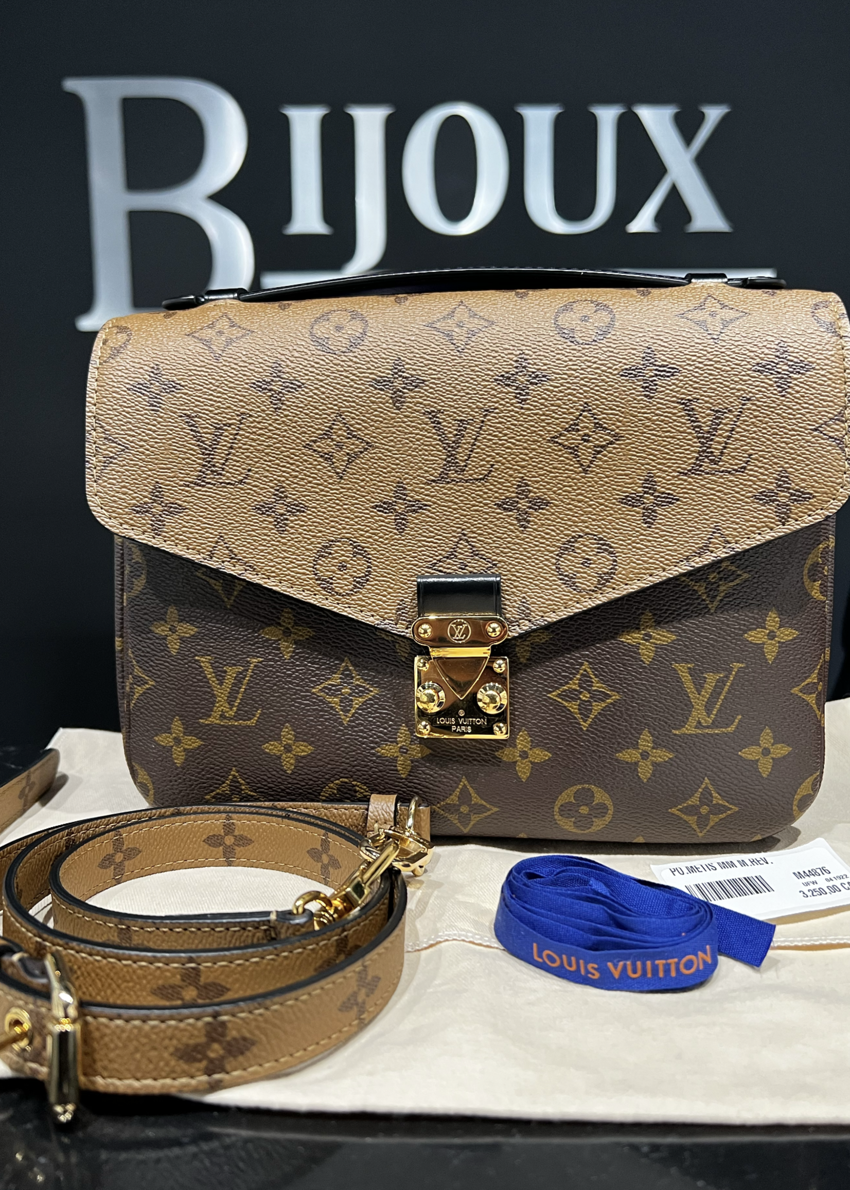 Louis Vuitton SOLD - Louis Vuitton Pochette Metis
