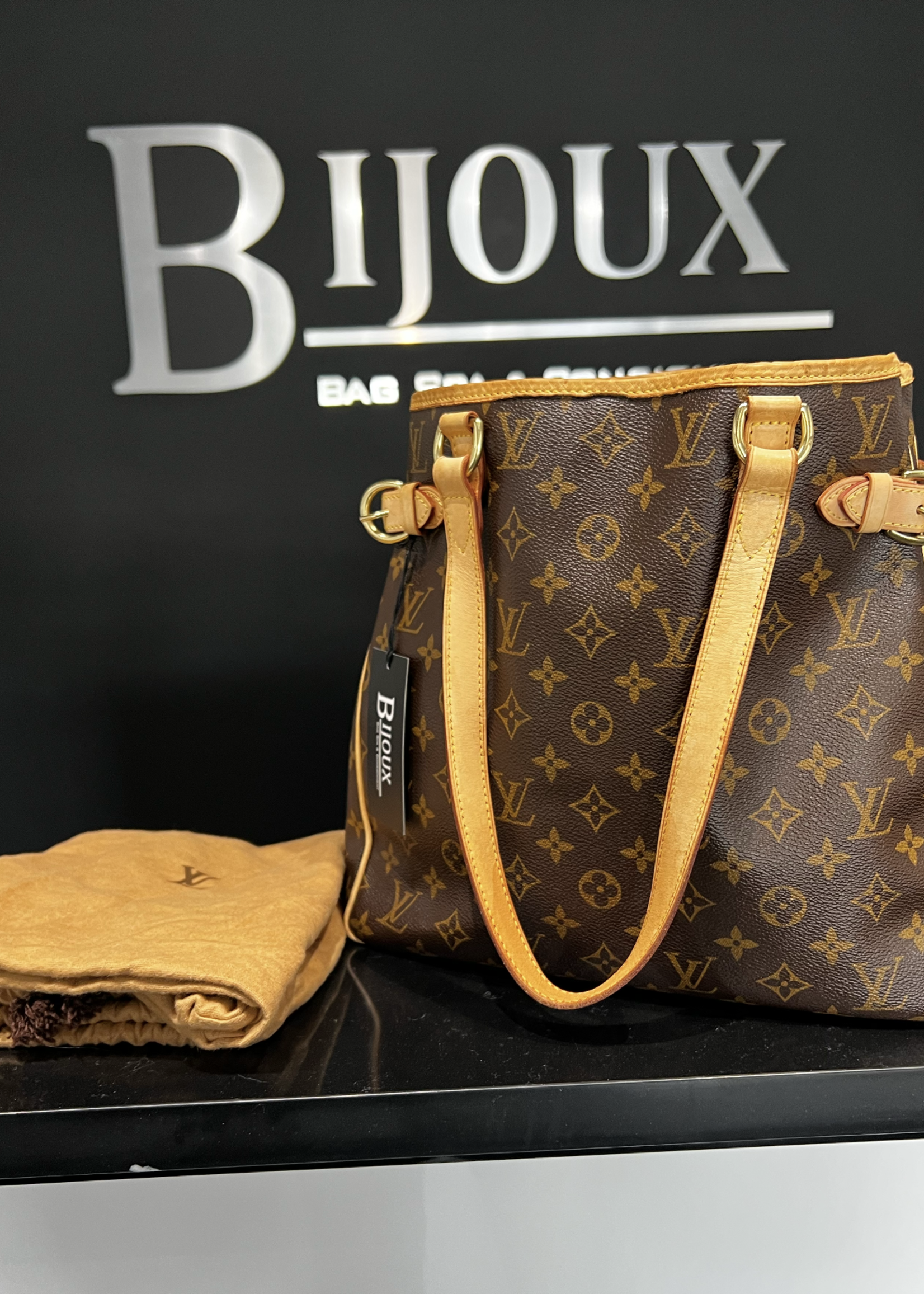 Louis Vuitton SOLD - Louis Vuitton Batignolles