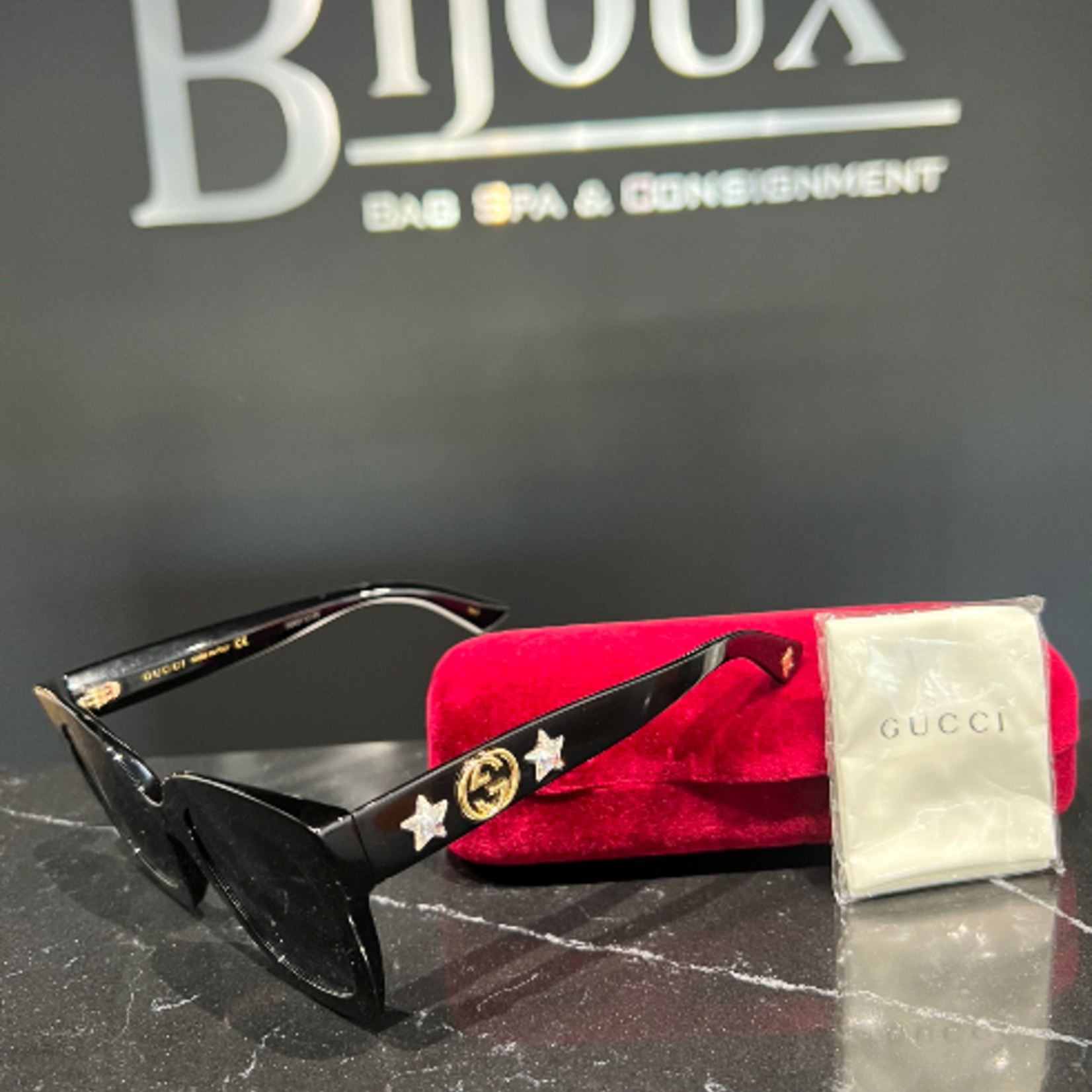 Gucci SOLD - Gucci Star Sunglasses GG0208S