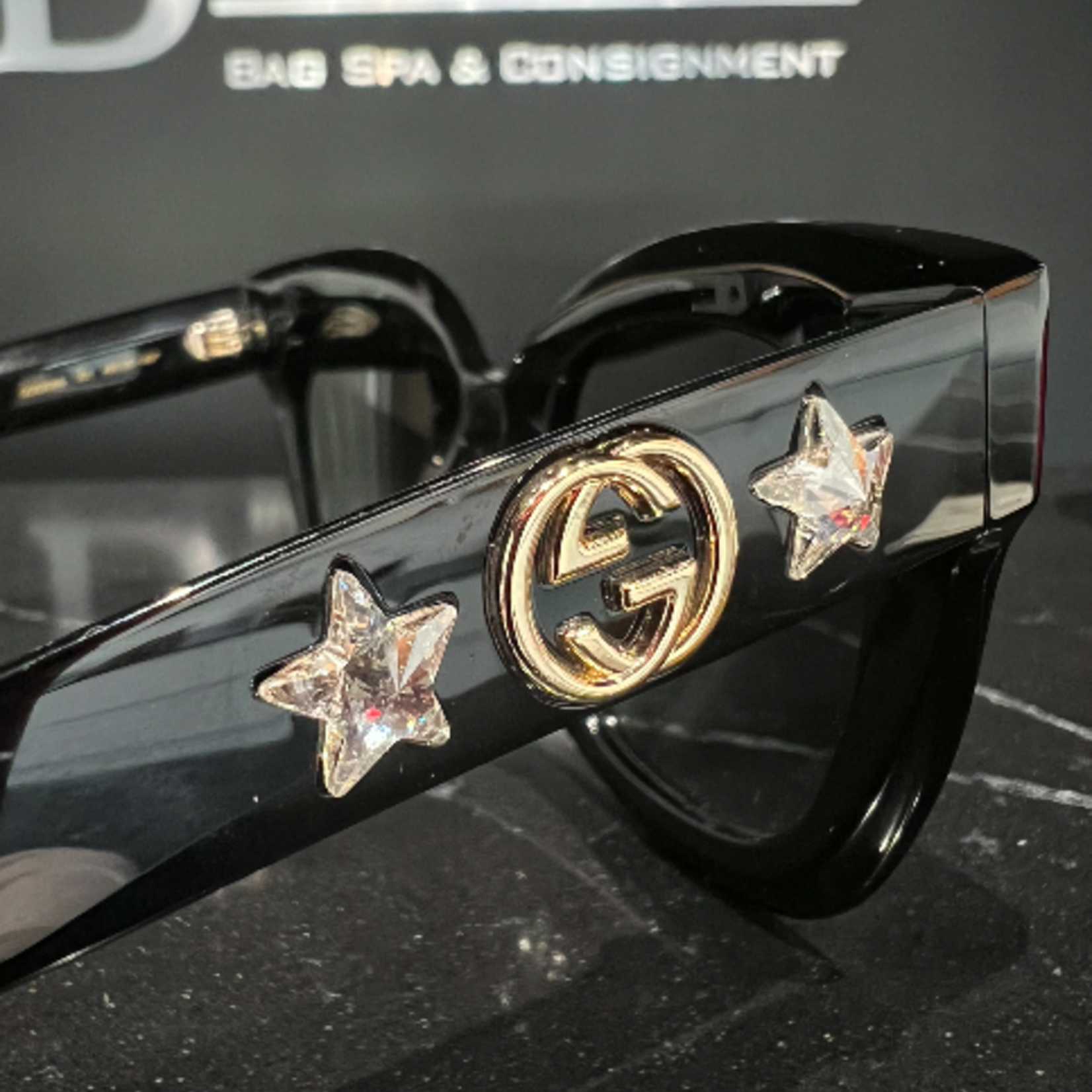 Gucci SOLD - Gucci Star Sunglasses GG0208S