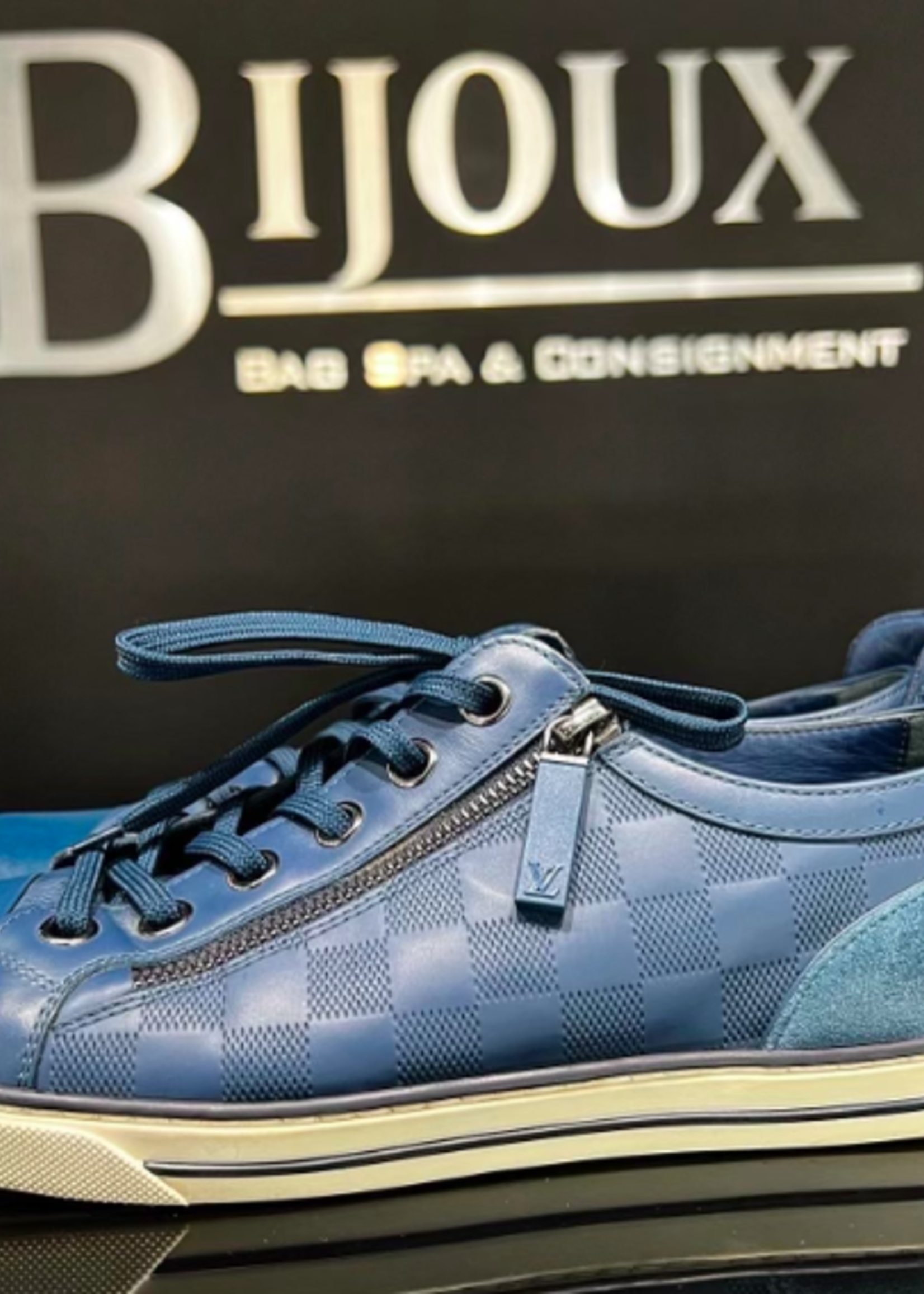 Louis Vuitton SOLD - Louis Vuitton Mens Challenge Zip Sneaker- EU 8/ US 9