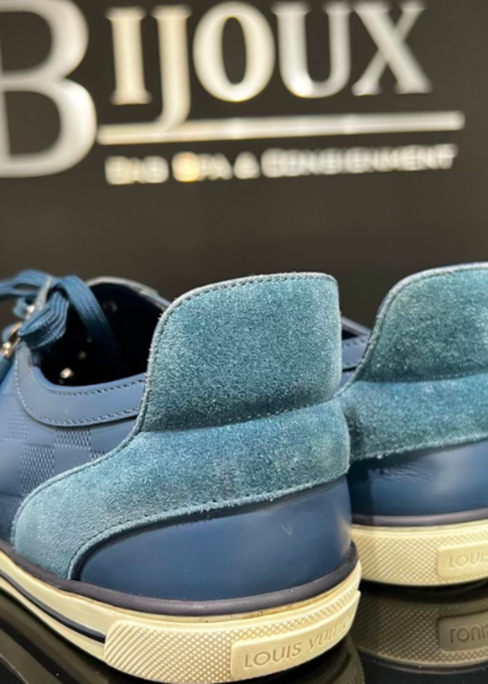 Louis Vuitton SOLD - Louis Vuitton Mens Challenge Zip Sneaker- EU 8/ US 9