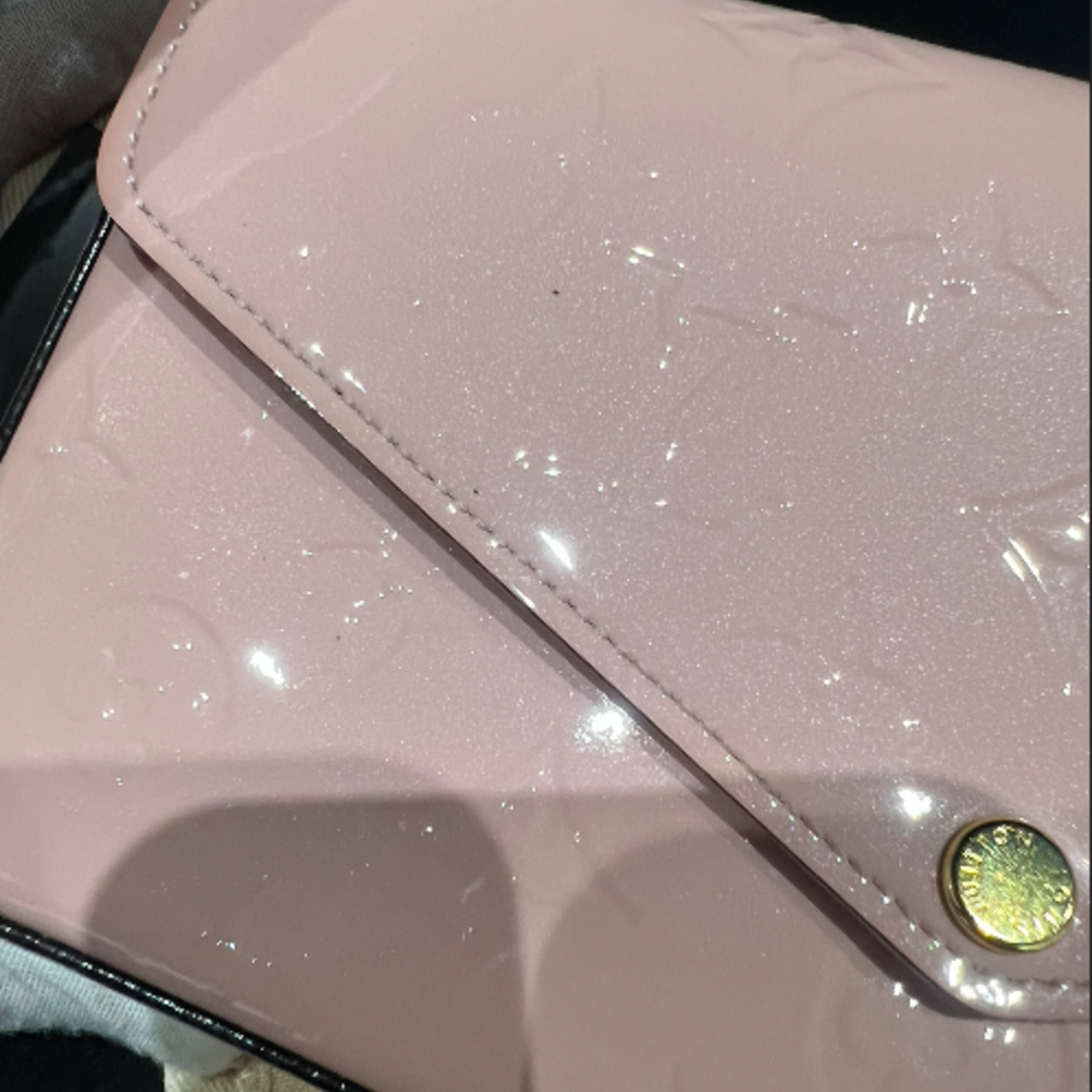 Louis Vuitton SOLD - Louis Vuitton Pochette Felicie Rose Patent