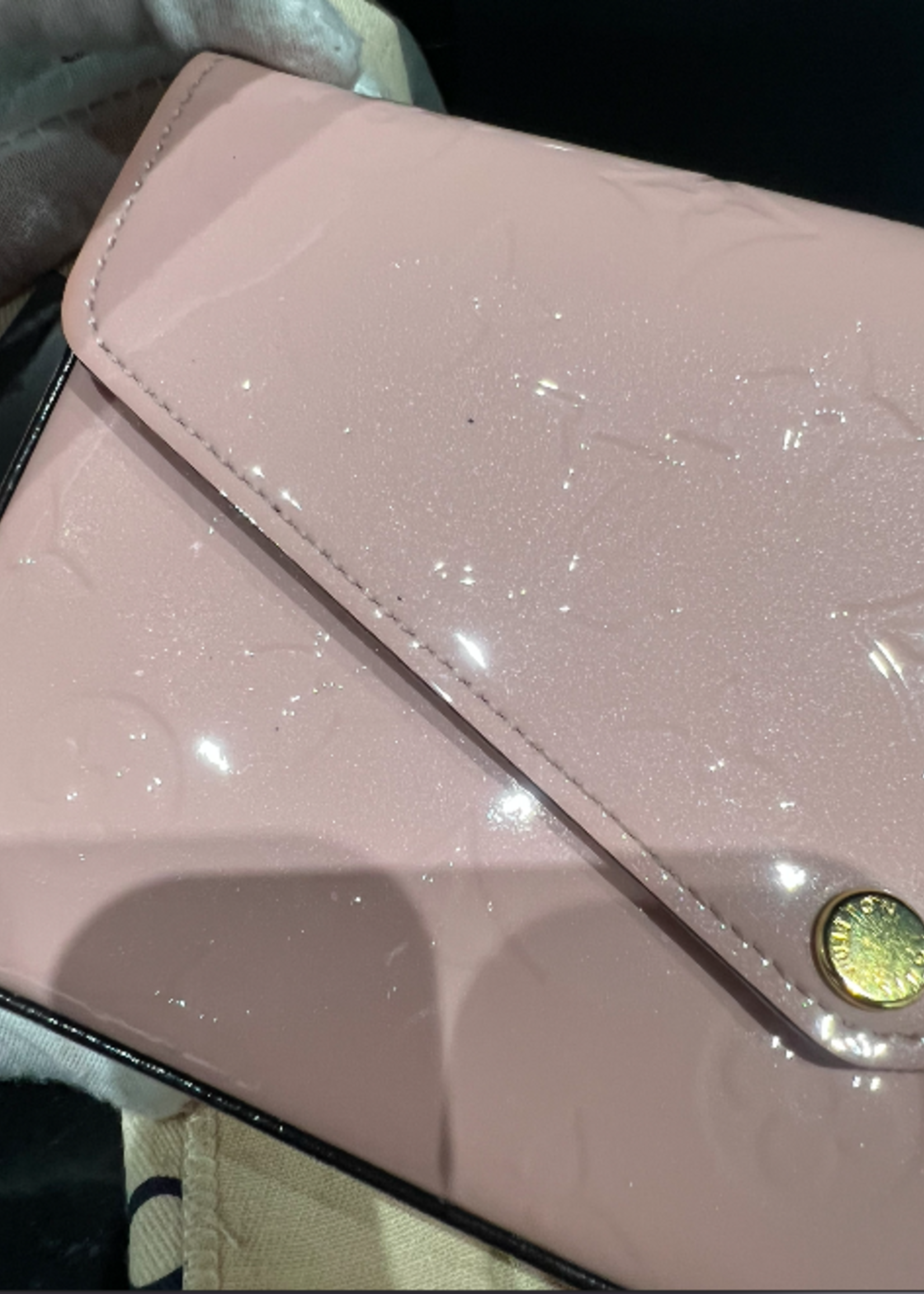 Louis Vuitton SOLD - Louis Vuitton Pochette Felicie Rose Patent