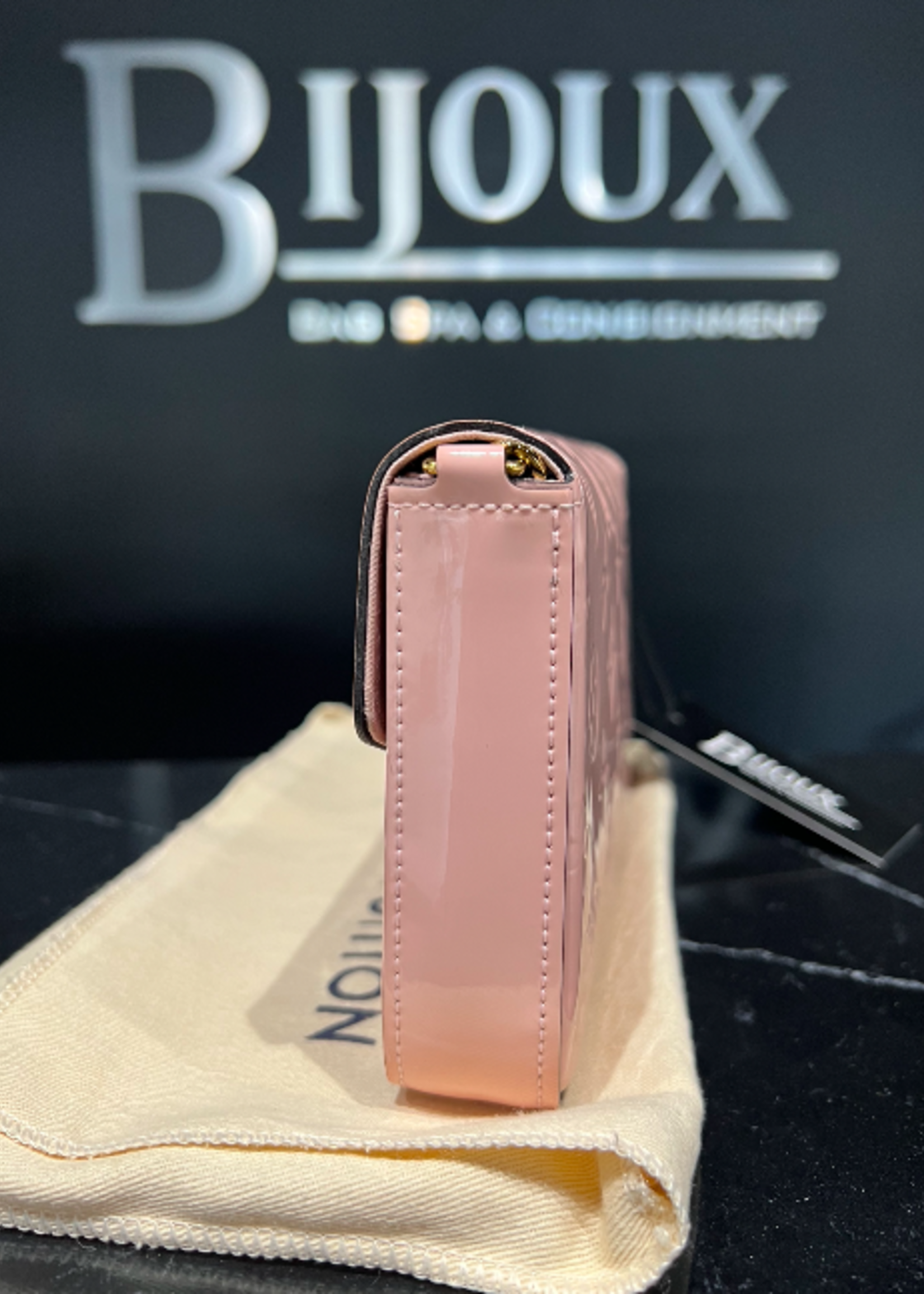 Louis Vuitton SOLD - Louis Vuitton Pochette Felicie Rose Patent