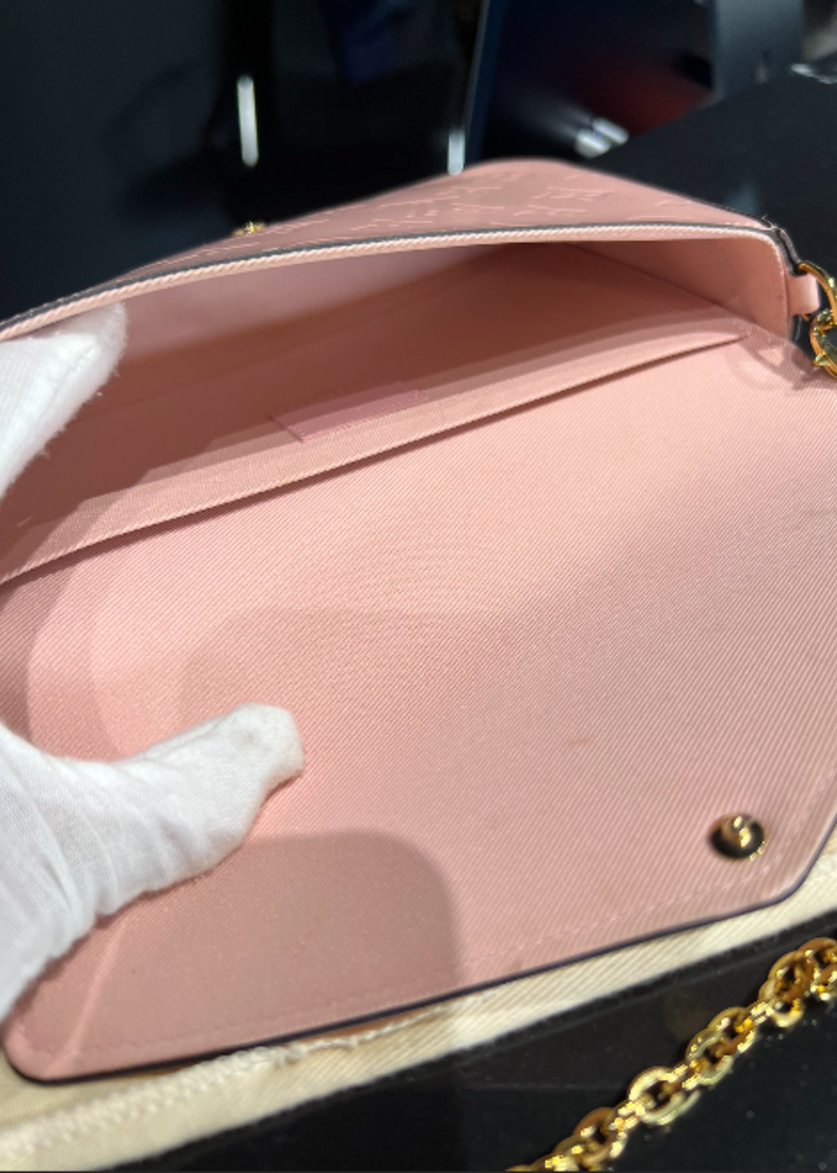 Louis Vuitton SOLD - Louis Vuitton Pochette Felicie Rose Patent