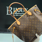 Louis Vuitton SOLD - Louis Vuitton Neverfull Monogram MM