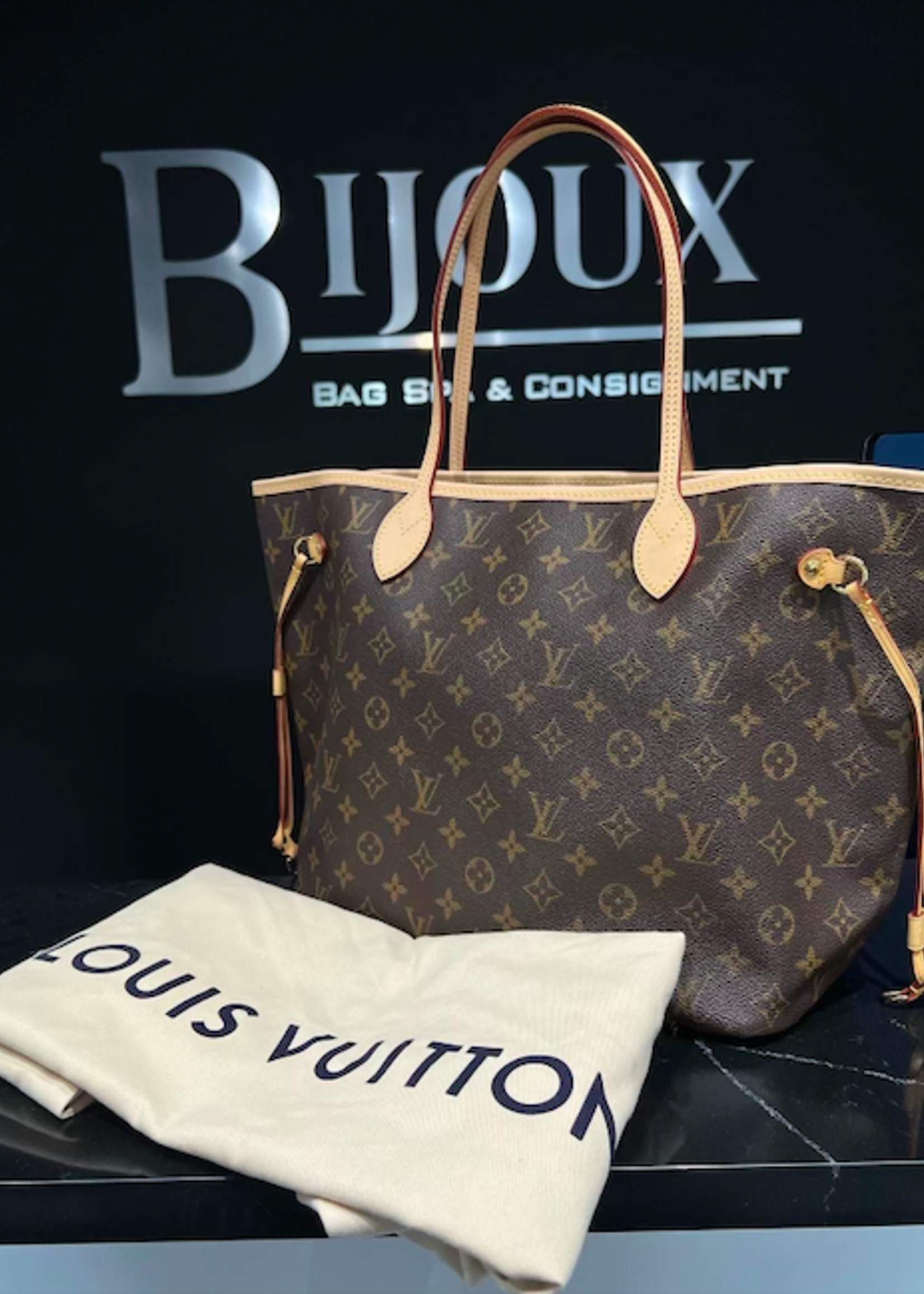 Louis Vuitton SOLD - Louis Vuitton Neverfull Monogram MM