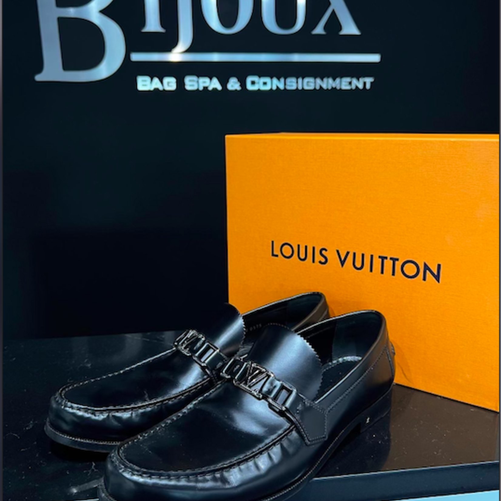 Louis Vuitton Louis Vuitton Major Loafer- 10.5