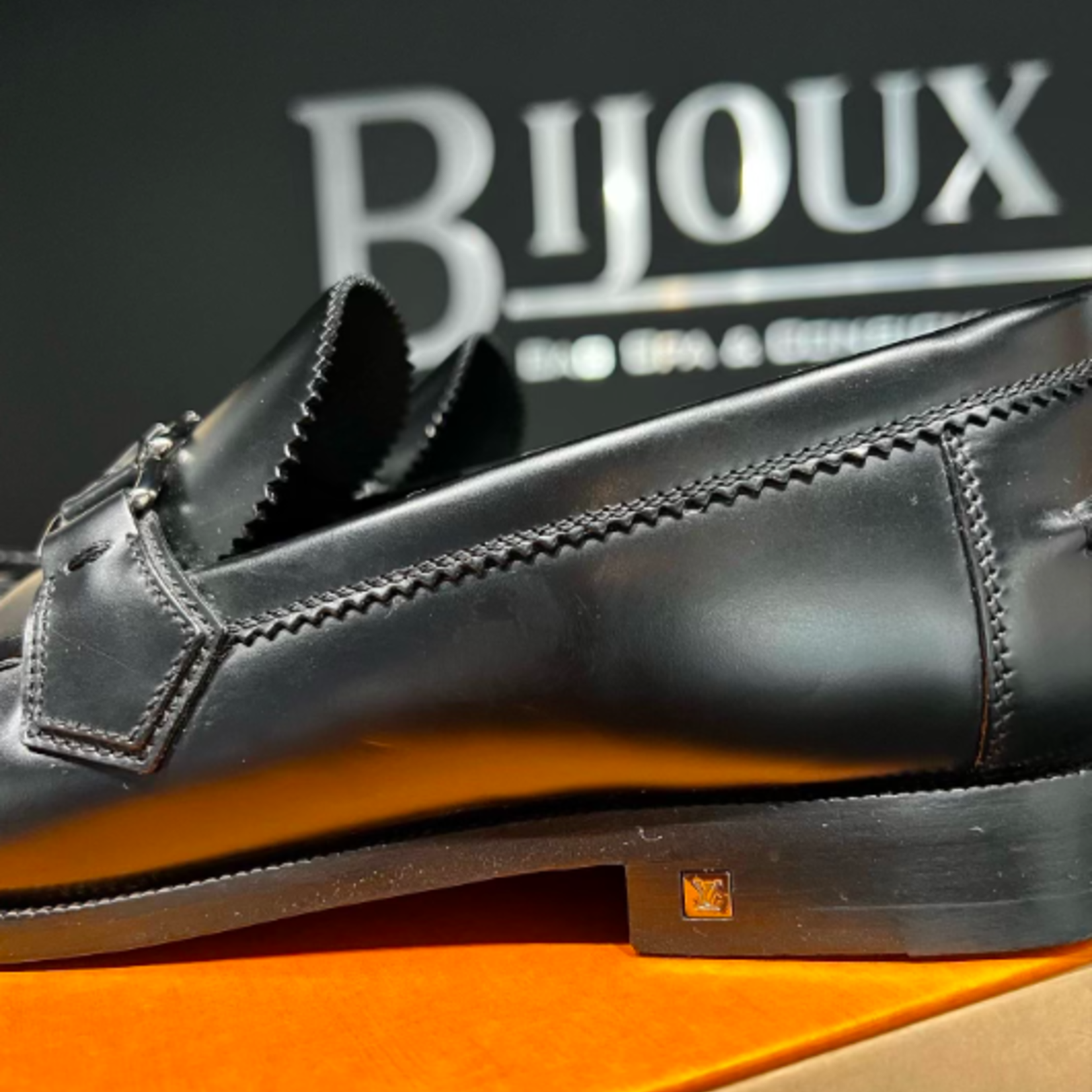 Louis Vuitton SOLD - Louis Vuitton Major Loafer- 10.5