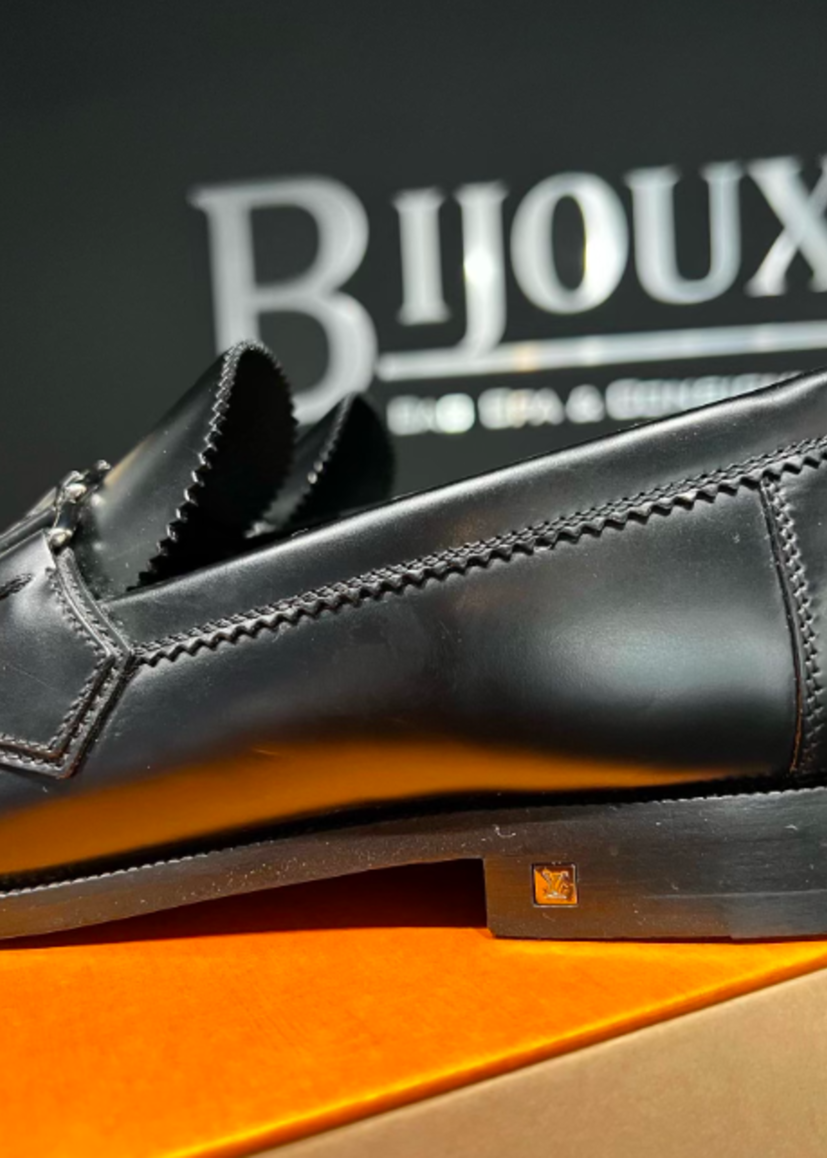 Louis Vuitton SOLD - Louis Vuitton Major Loafer- 10.5