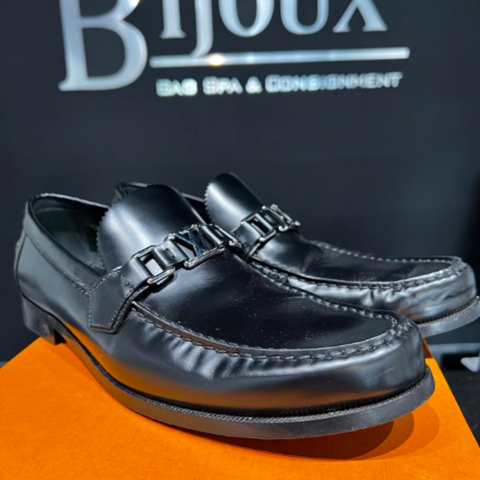 Louis Vuitton SOLD - Louis Vuitton Major Loafer- 10.5