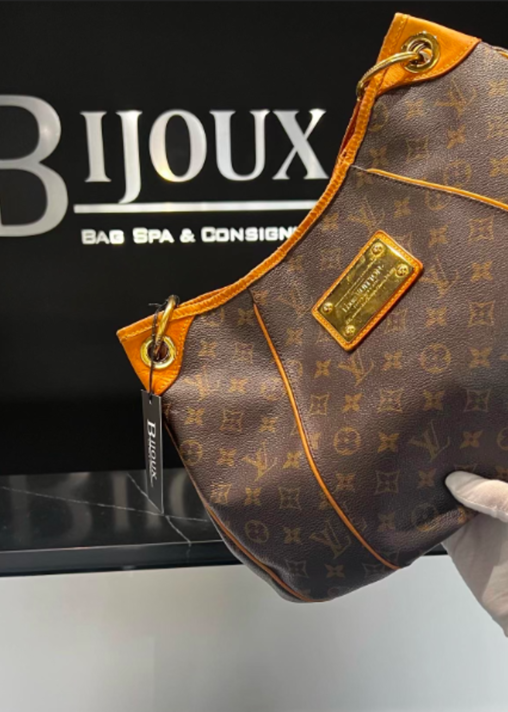 Louis Vuitton SOLD - Louis Vuitton Galleria Monogram