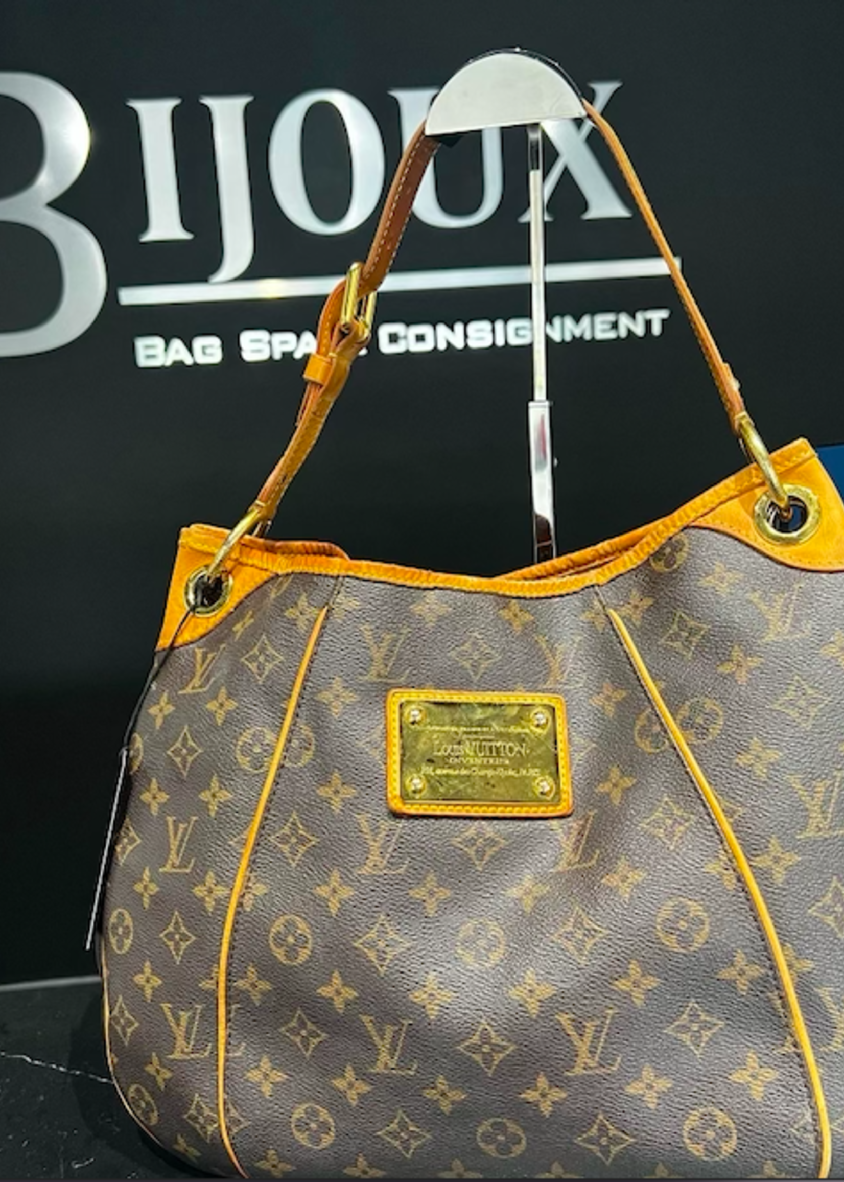 Louis Vuitton SOLD - Louis Vuitton Galleria Monogram