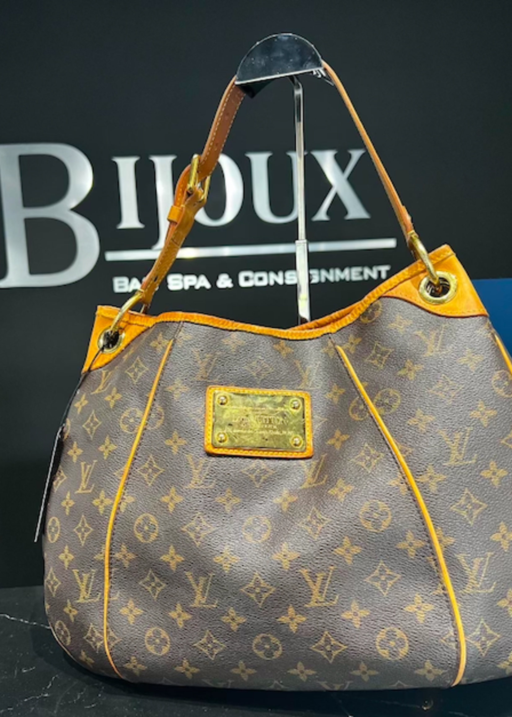 Louis Vuitton SOLD - Louis Vuitton Galleria Monogram