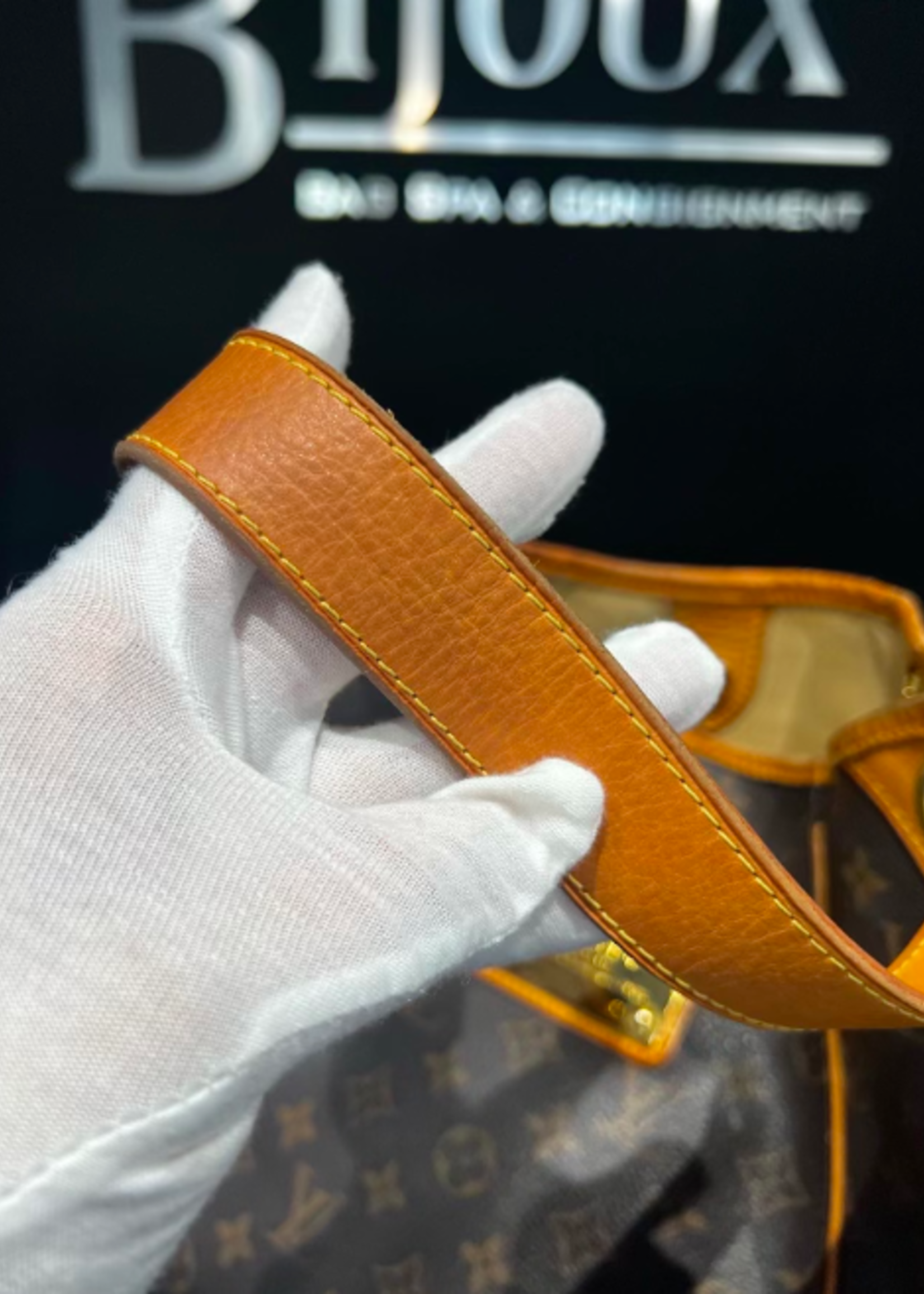 Louis Vuitton SOLD - Louis Vuitton Galleria Monogram