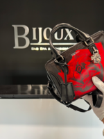 Alexander McQueen SOLD - Alexander McQueen Small Skull Purse