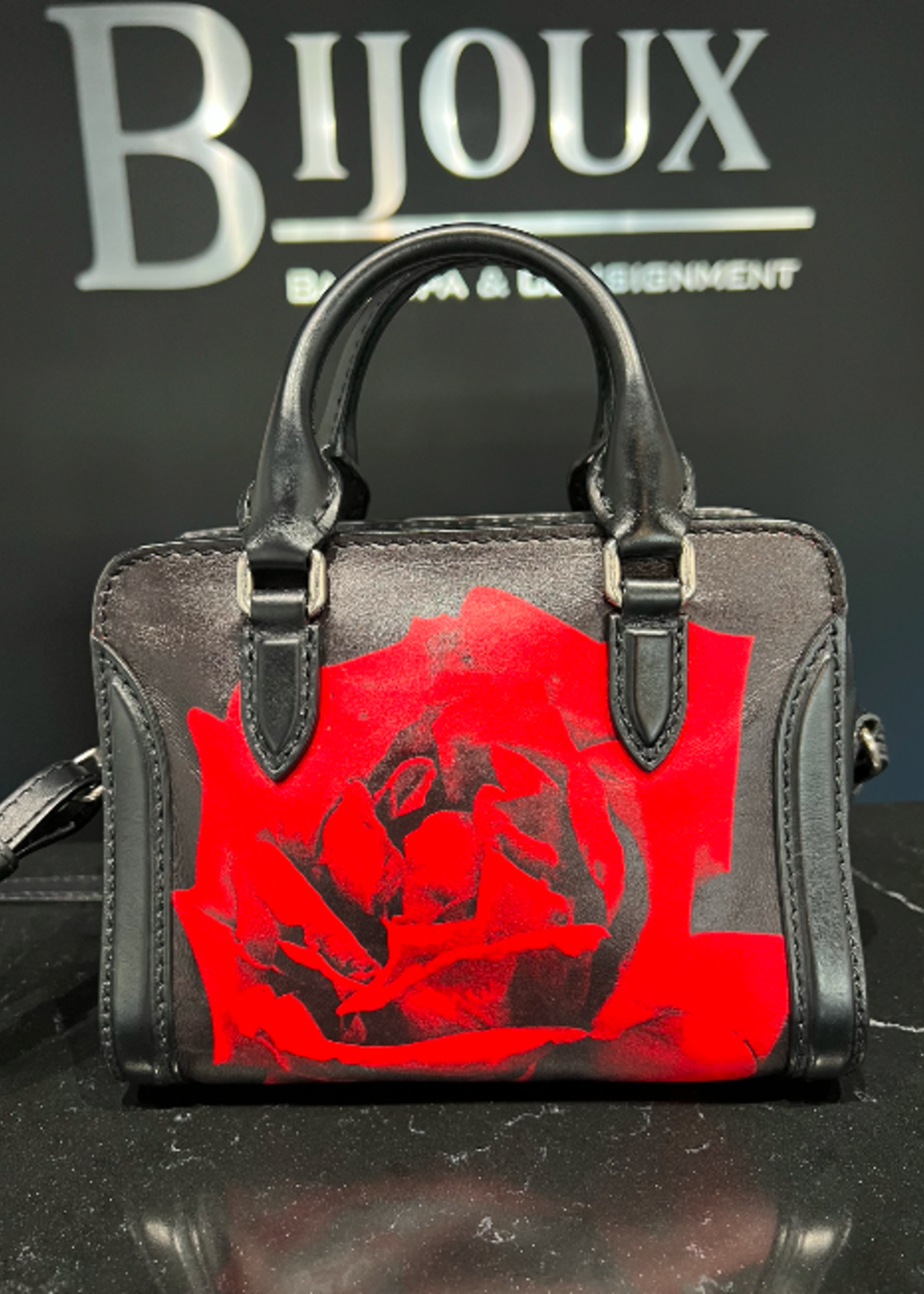 Alexander McQueen SOLD - Alexander McQueen Small Skull Purse