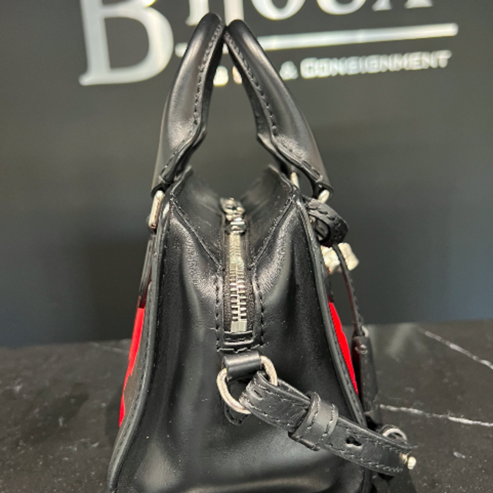 Alexander McQueen SOLD - Alexander McQueen Small Skull Purse