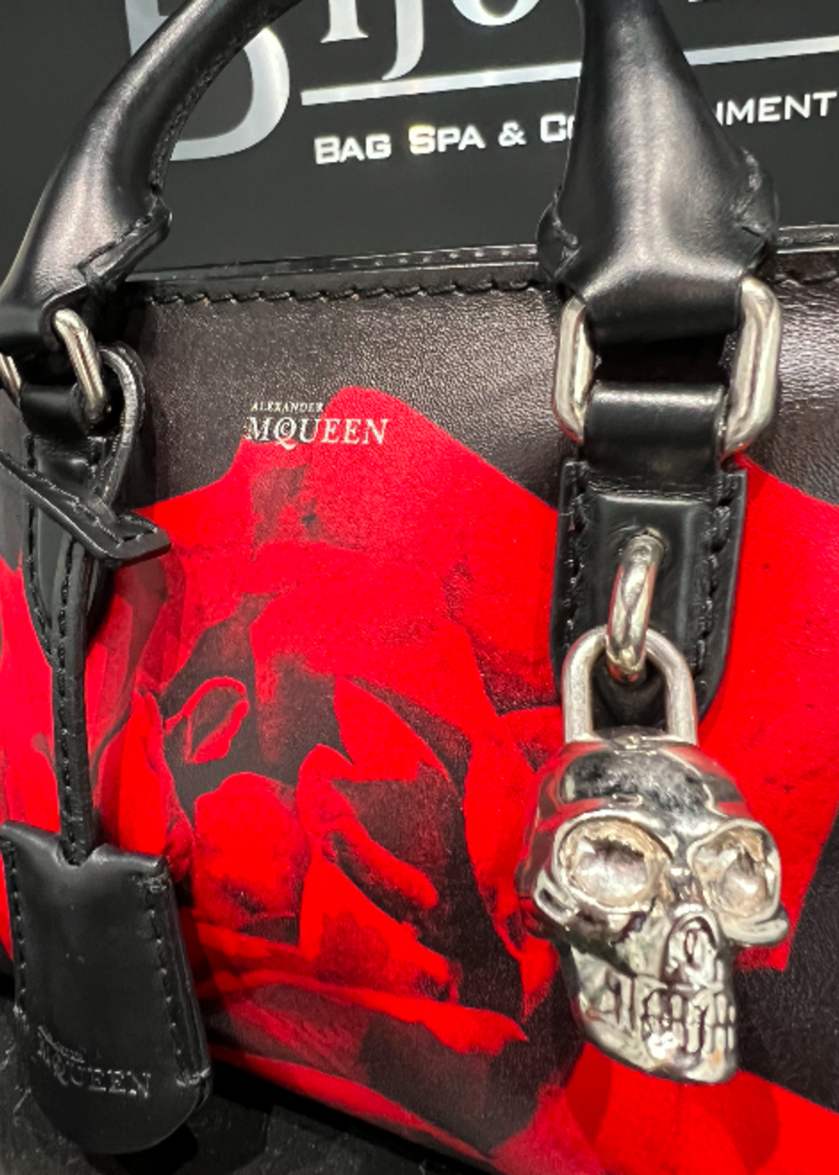 Alexander McQueen SOLD - Alexander McQueen Small Skull Purse